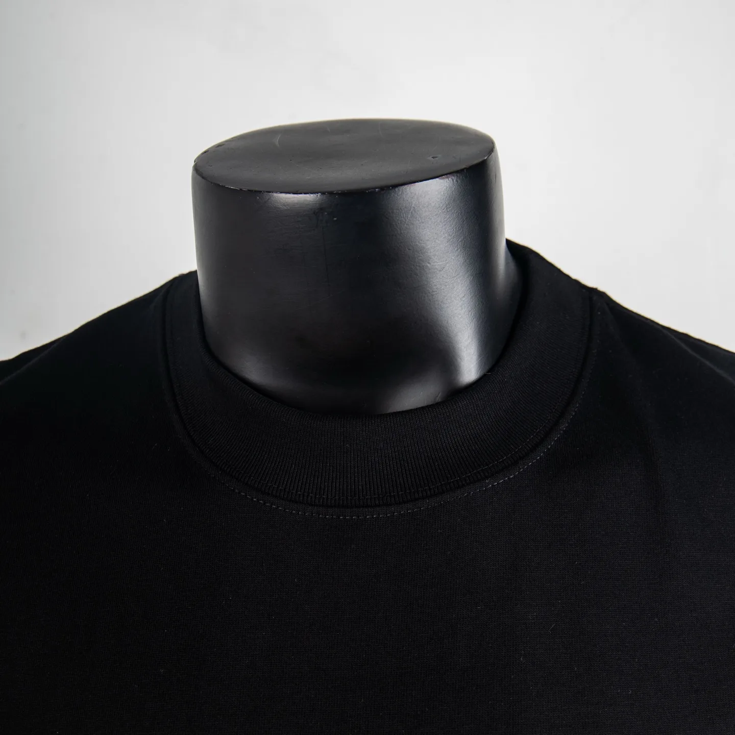 Logo Embroidered Pocket T-Shirt D11512735 — view 3