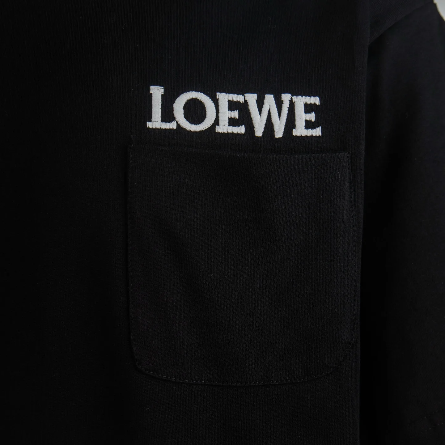 Logo Embroidered Pocket T-Shirt D11512735 — view 5
