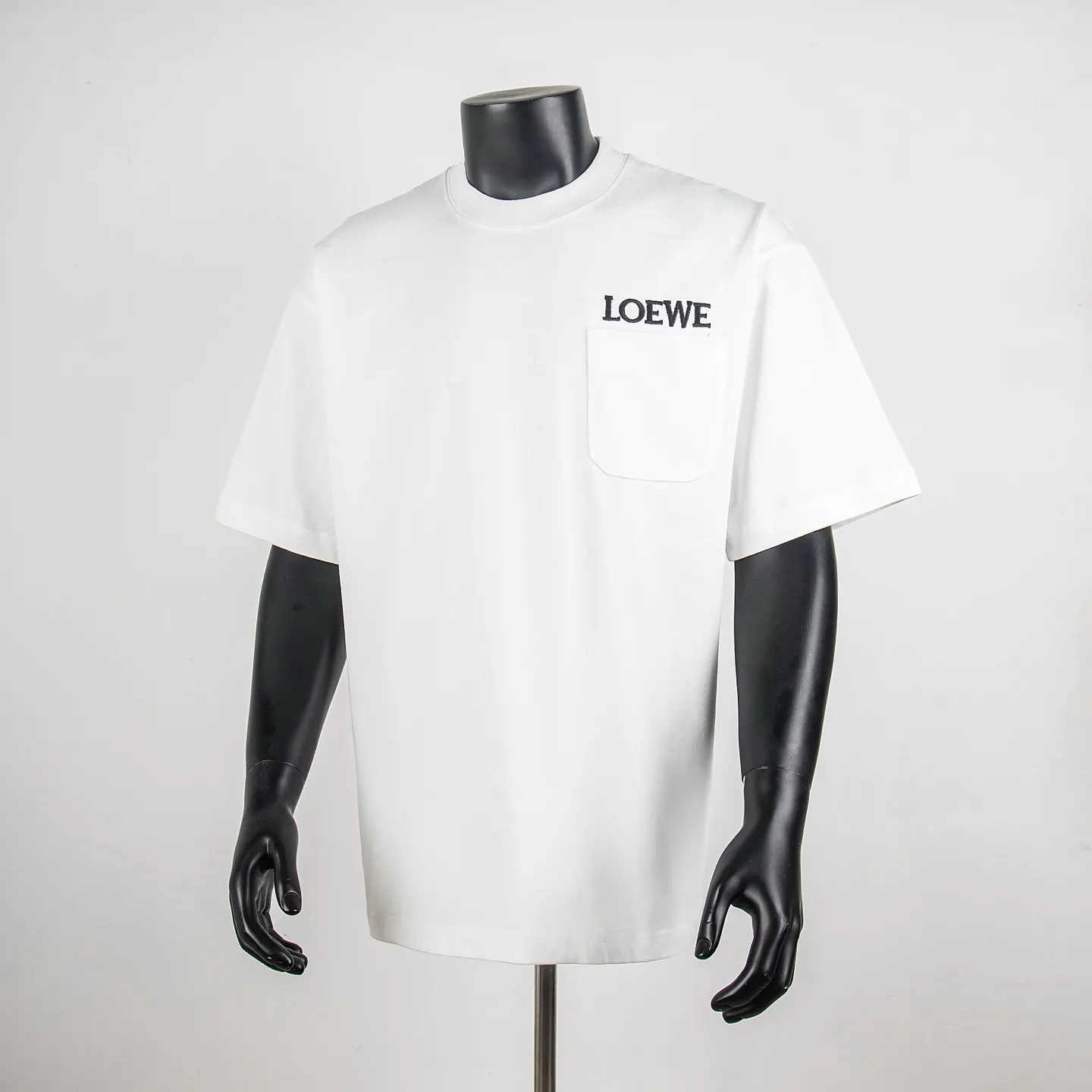 Logo Embroidered Pocket T-Shirt D11512736