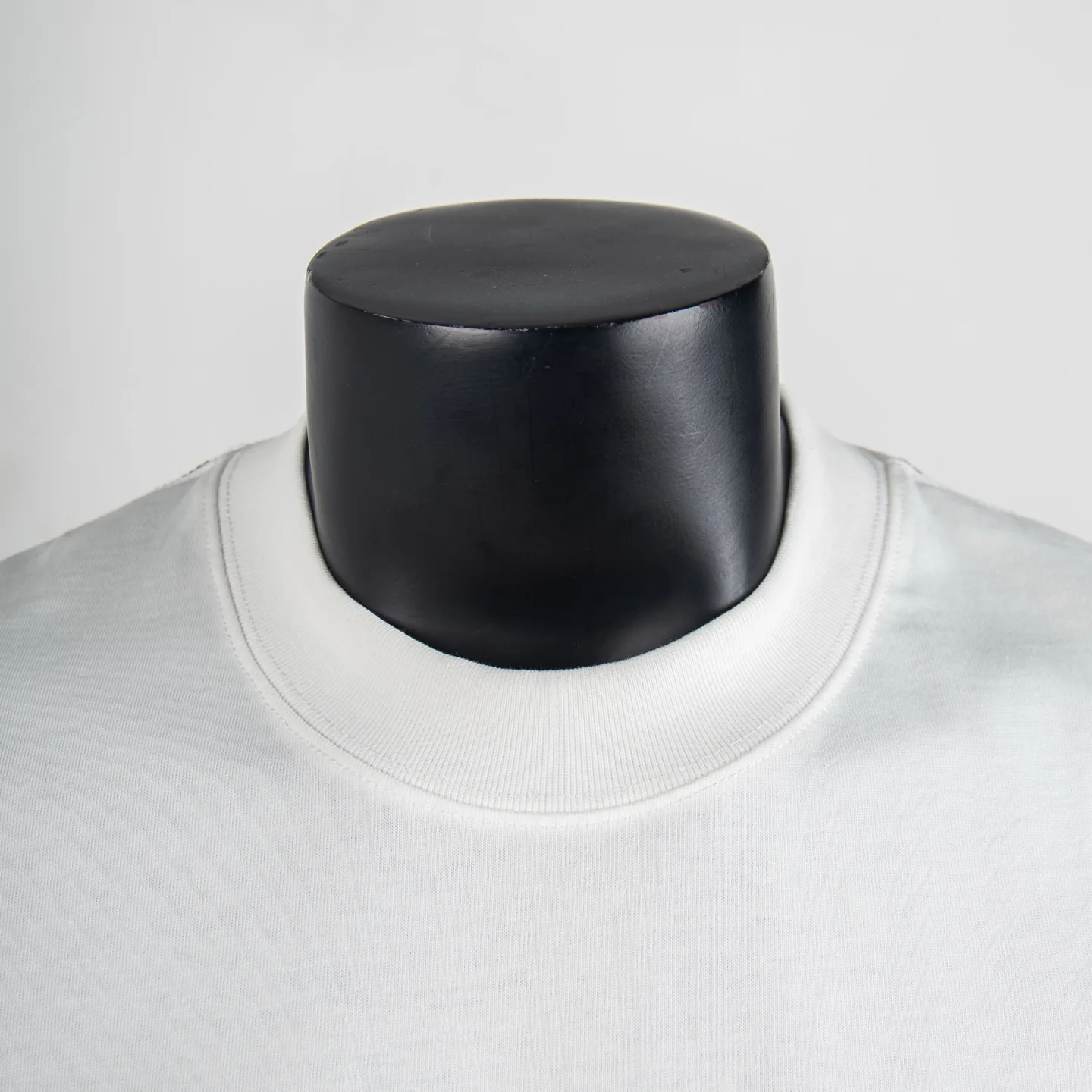 Embroidered Animal Pocket T-Shirt D11912734 — view 3