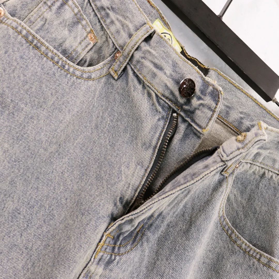 Hellstar Distressed Printed Straight-Leg Jeans D12812266 — view 6