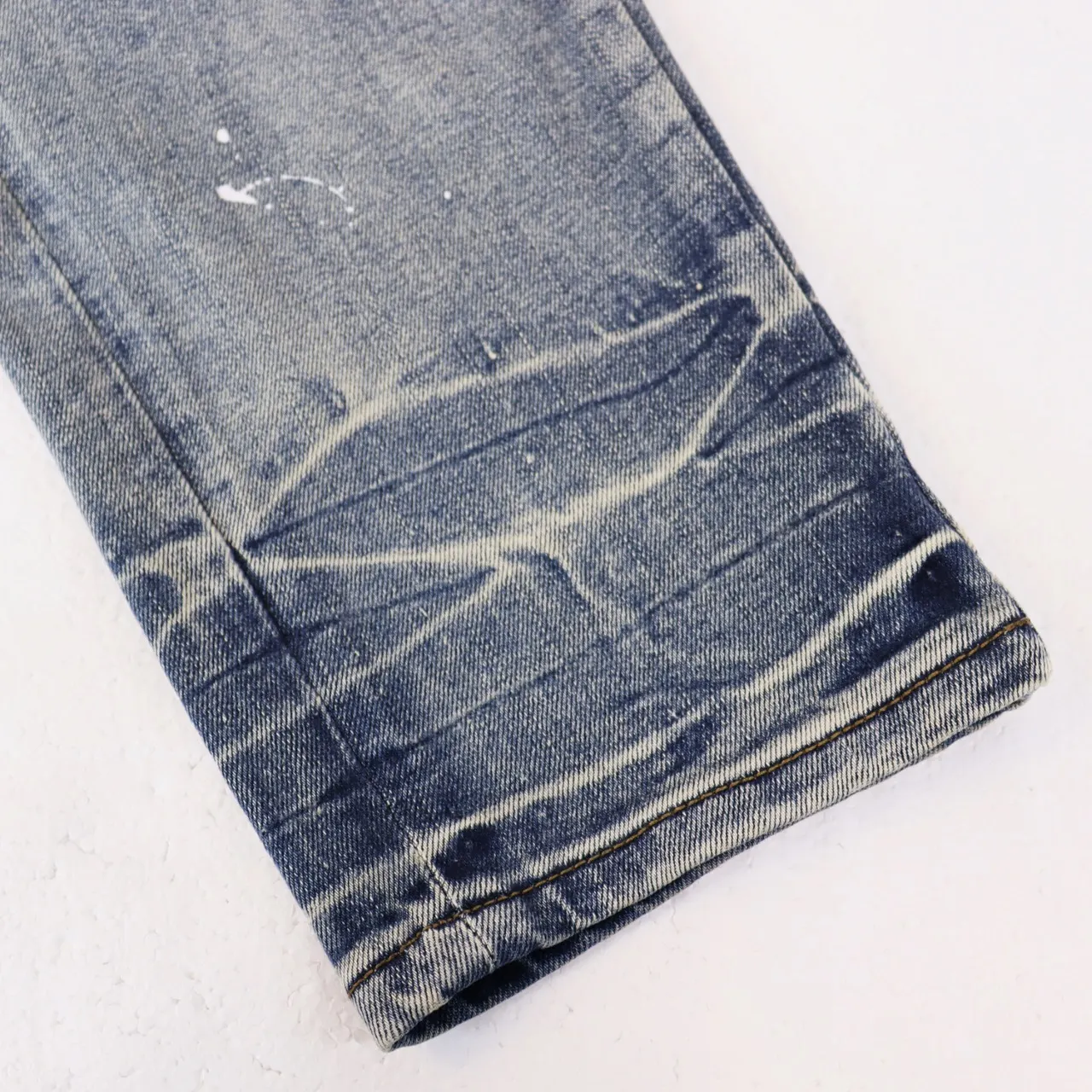 Distressed Slim-Fit Embroidered Jeans D13812256 — view 6
