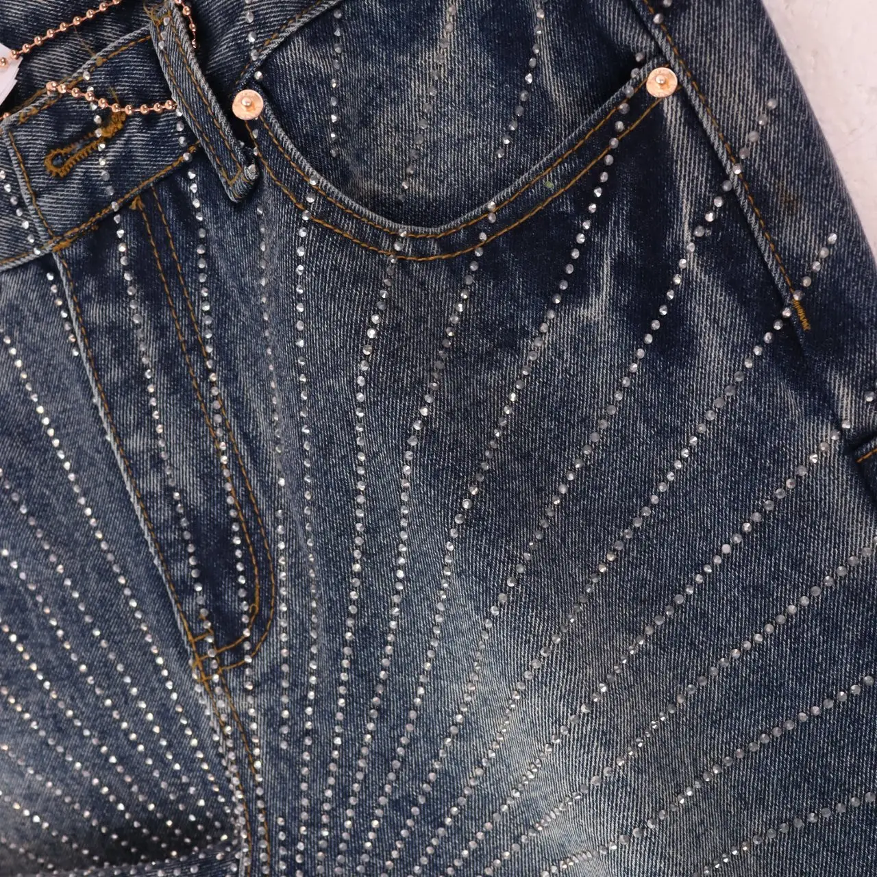 Rhinestone-Embellished Washed Denim Shorts D12512171 — view 5