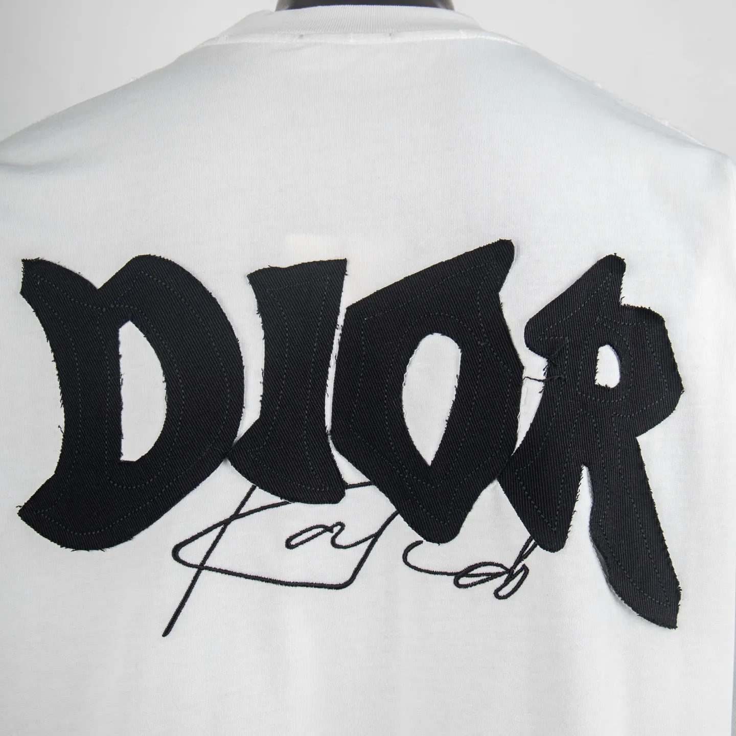 Logo Patch Distressed Cotton T-Shirt D12512717 — view 5