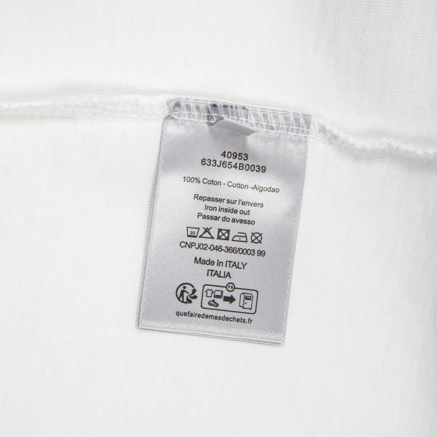 Logo Patch Distressed Cotton T-Shirt D12512717 — view 9