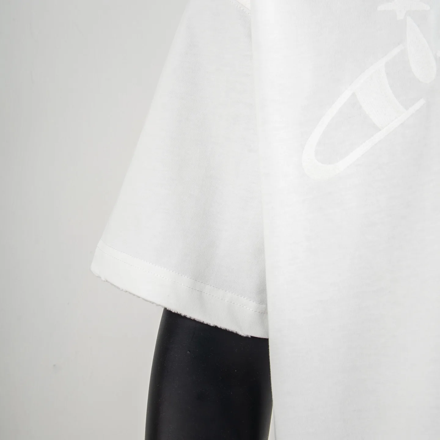 Distressed Logo Embroidery Cotton T-Shirt D11912713 — view 6