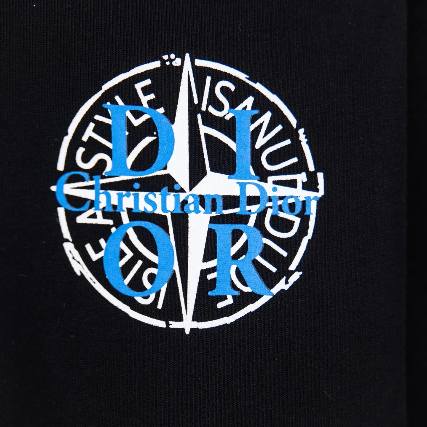 Logo Print Distressed Cotton T-Shirt D11912701 — view 5