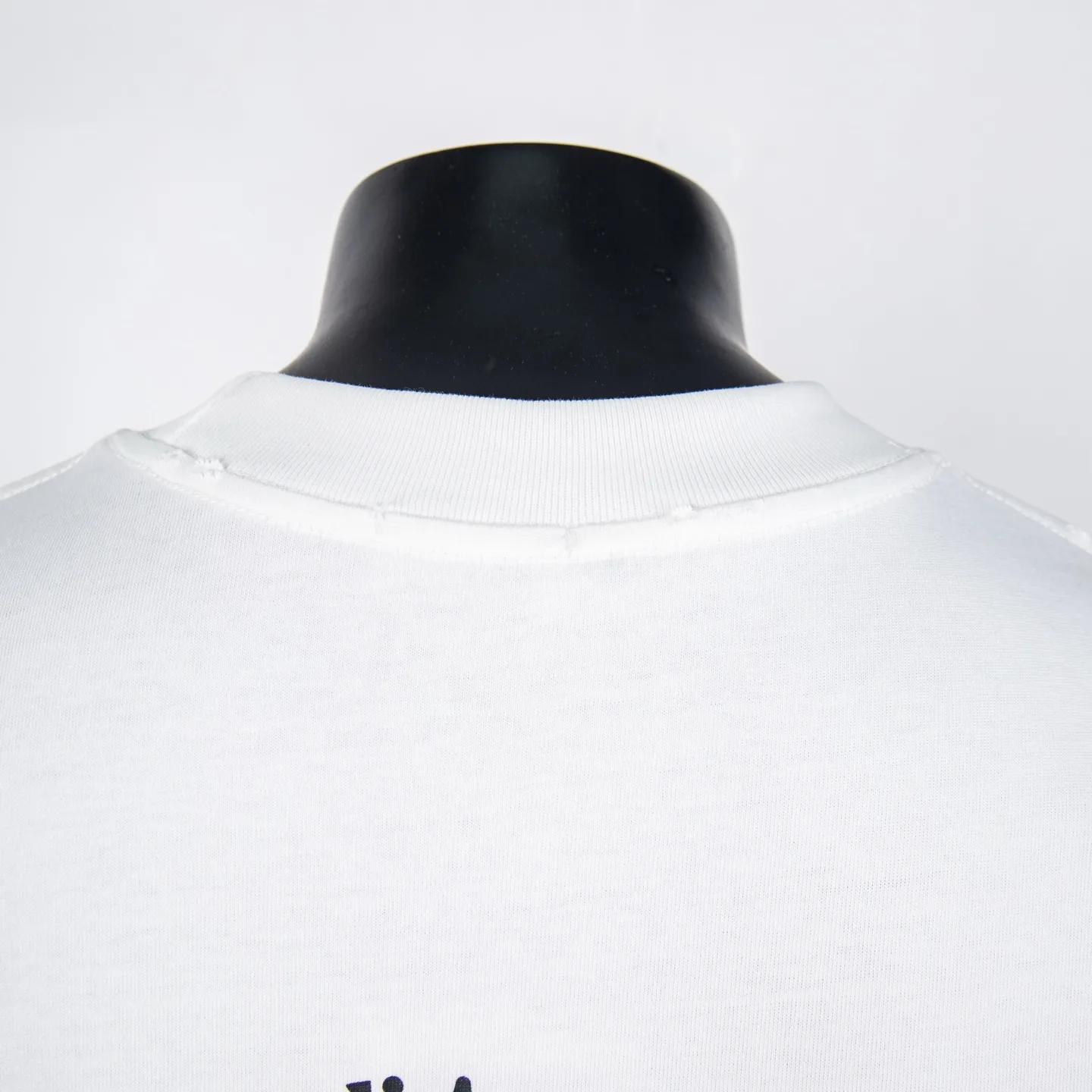 Logo Print Distressed Cotton T-Shirt D11912700 — view 4