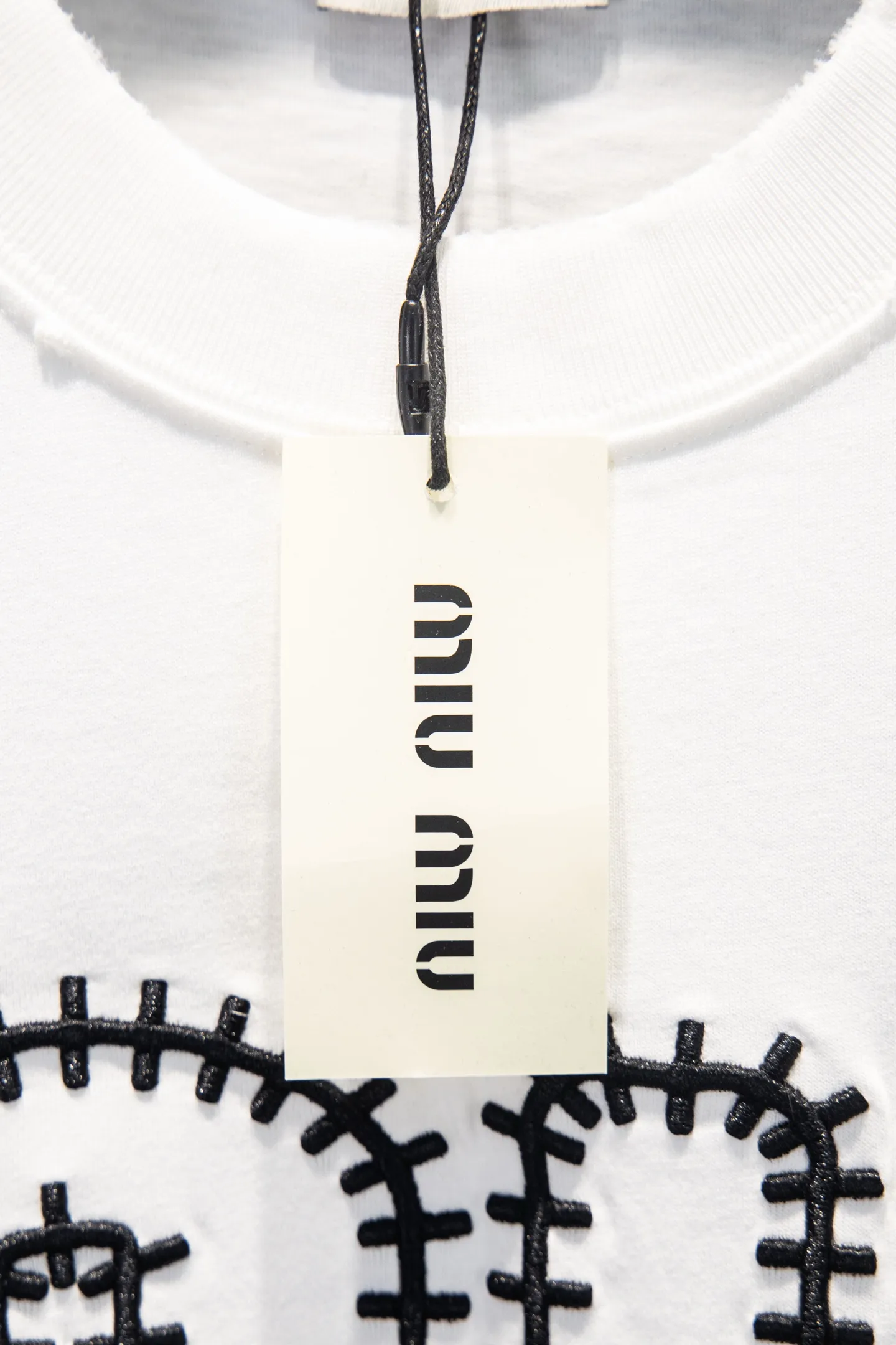 Embroidered Distressed Oversized T-Shirt D12915471 — view 8