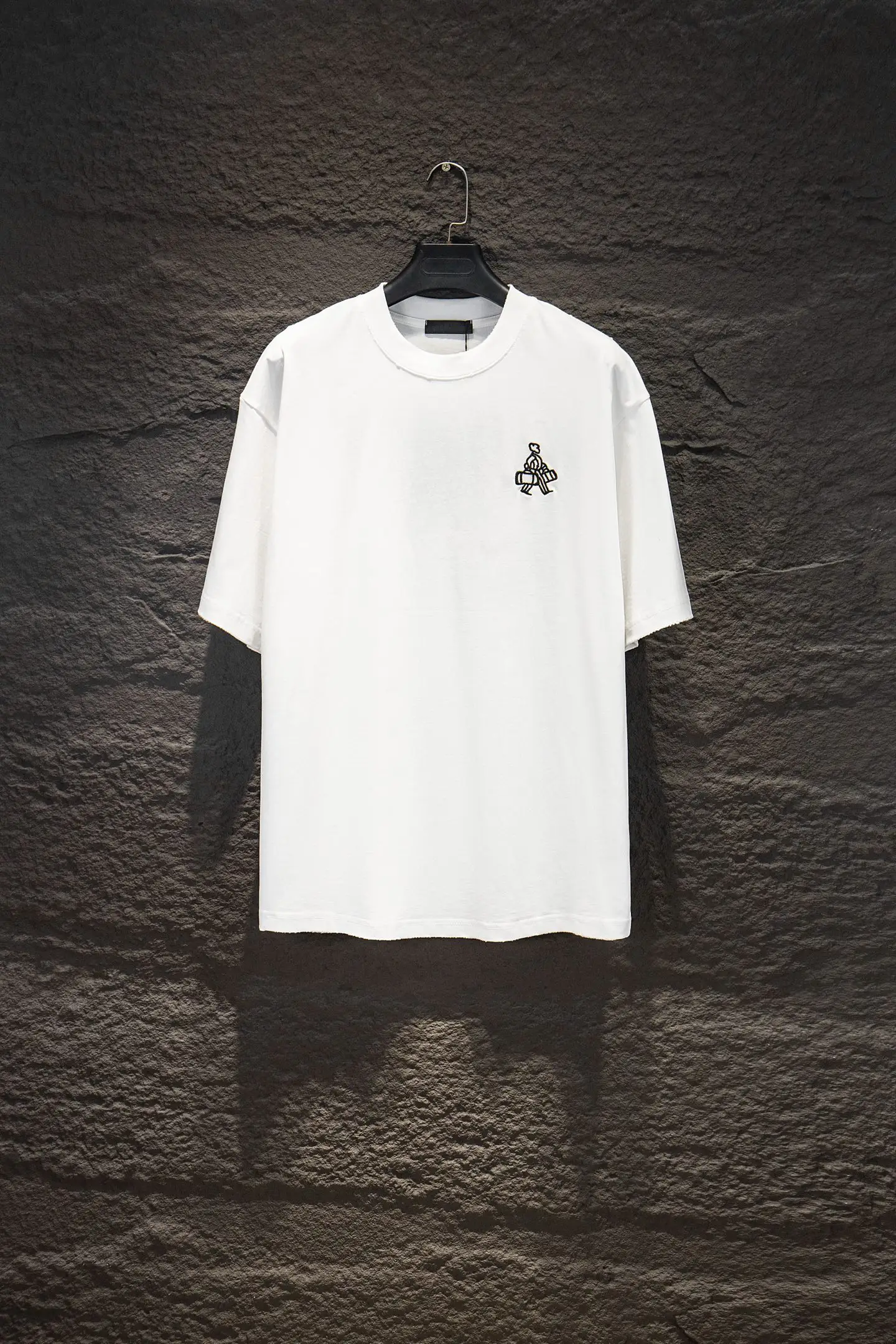 Distressed Embroidered Cotton T-Shirt D12515475