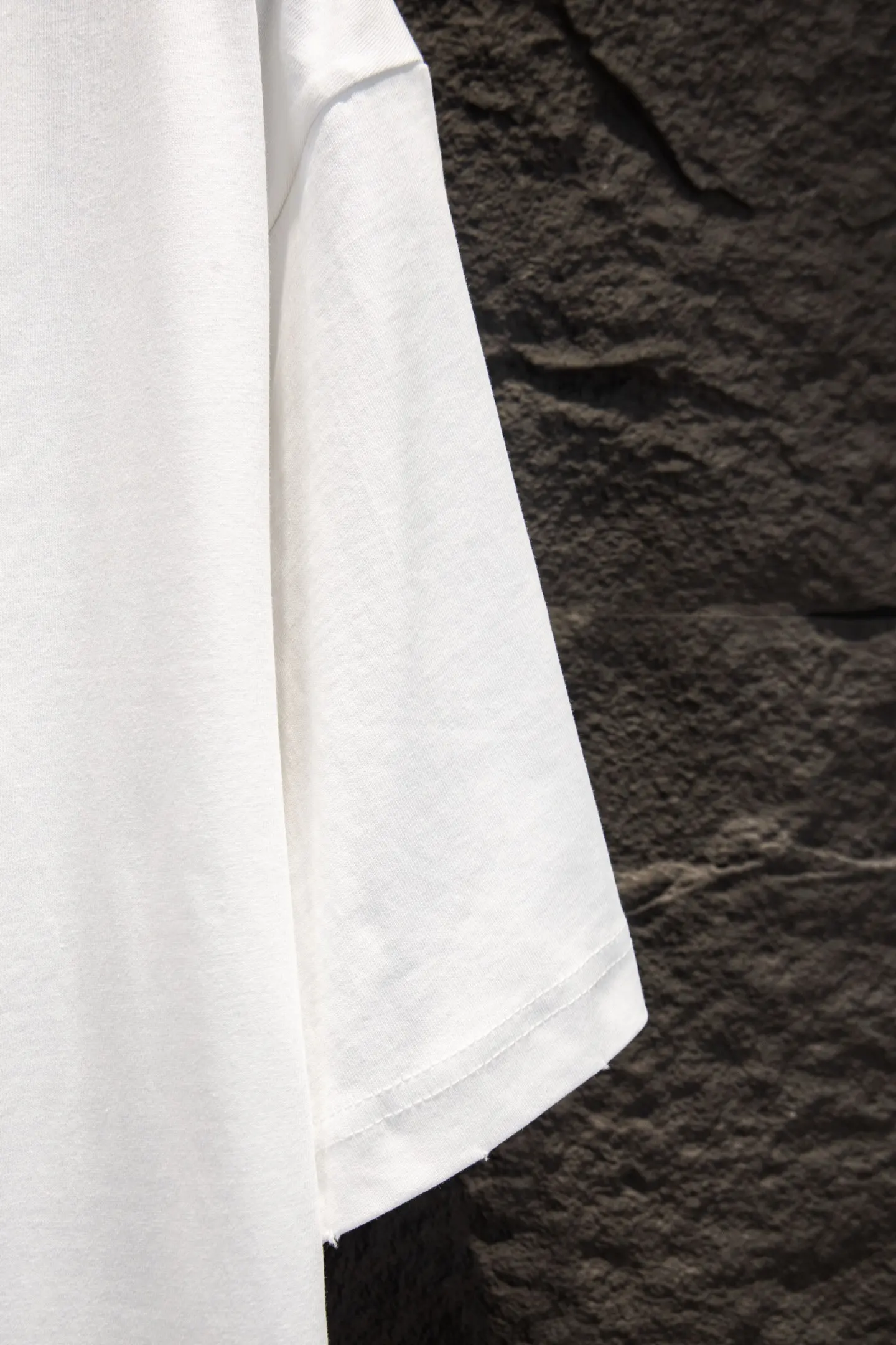 Miu Club Flocked Logo Oversized T-Shirt D11915469 — view 7