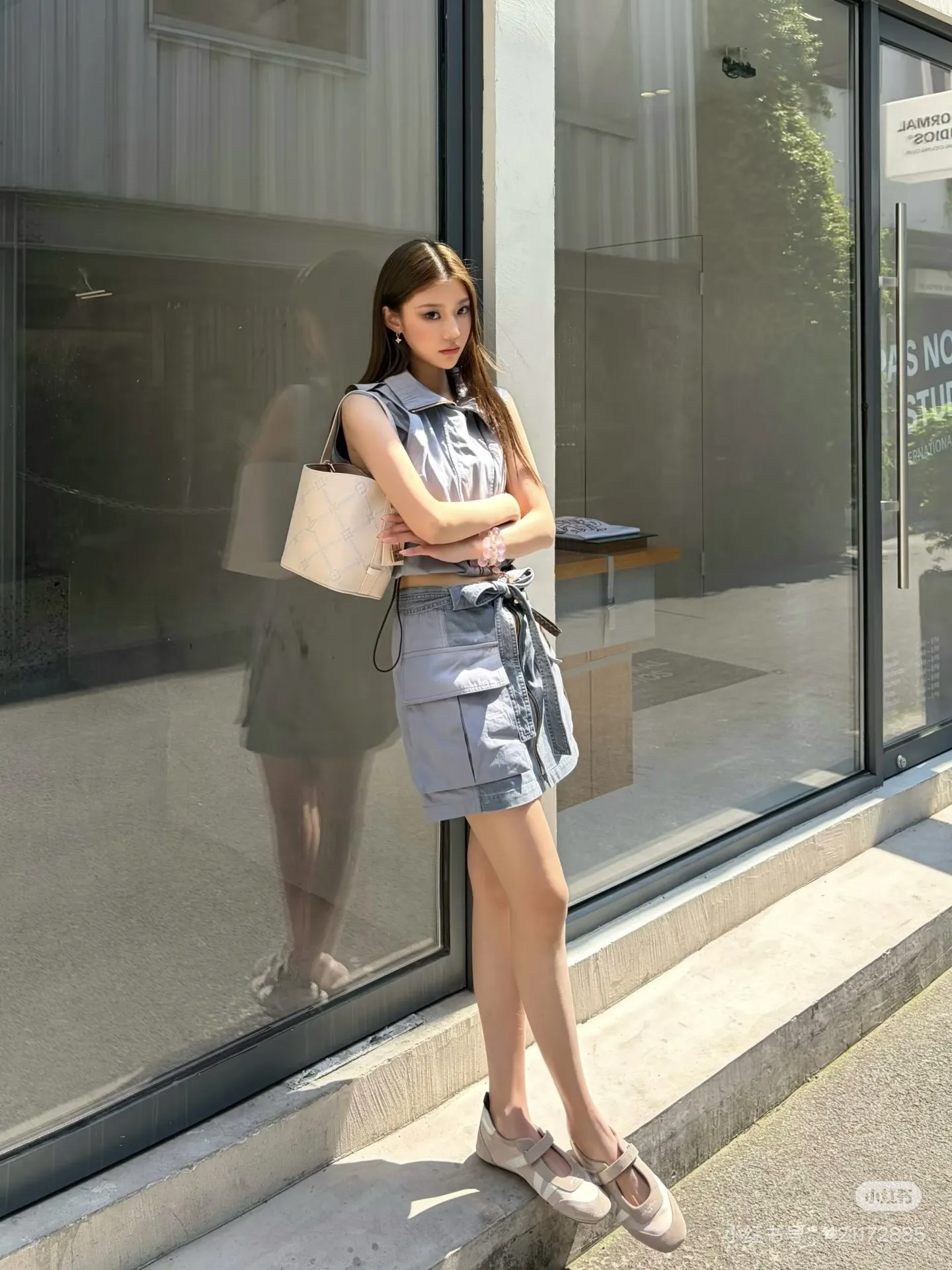 LV Embossed Leather Bucket Bag D33018245 — view 6