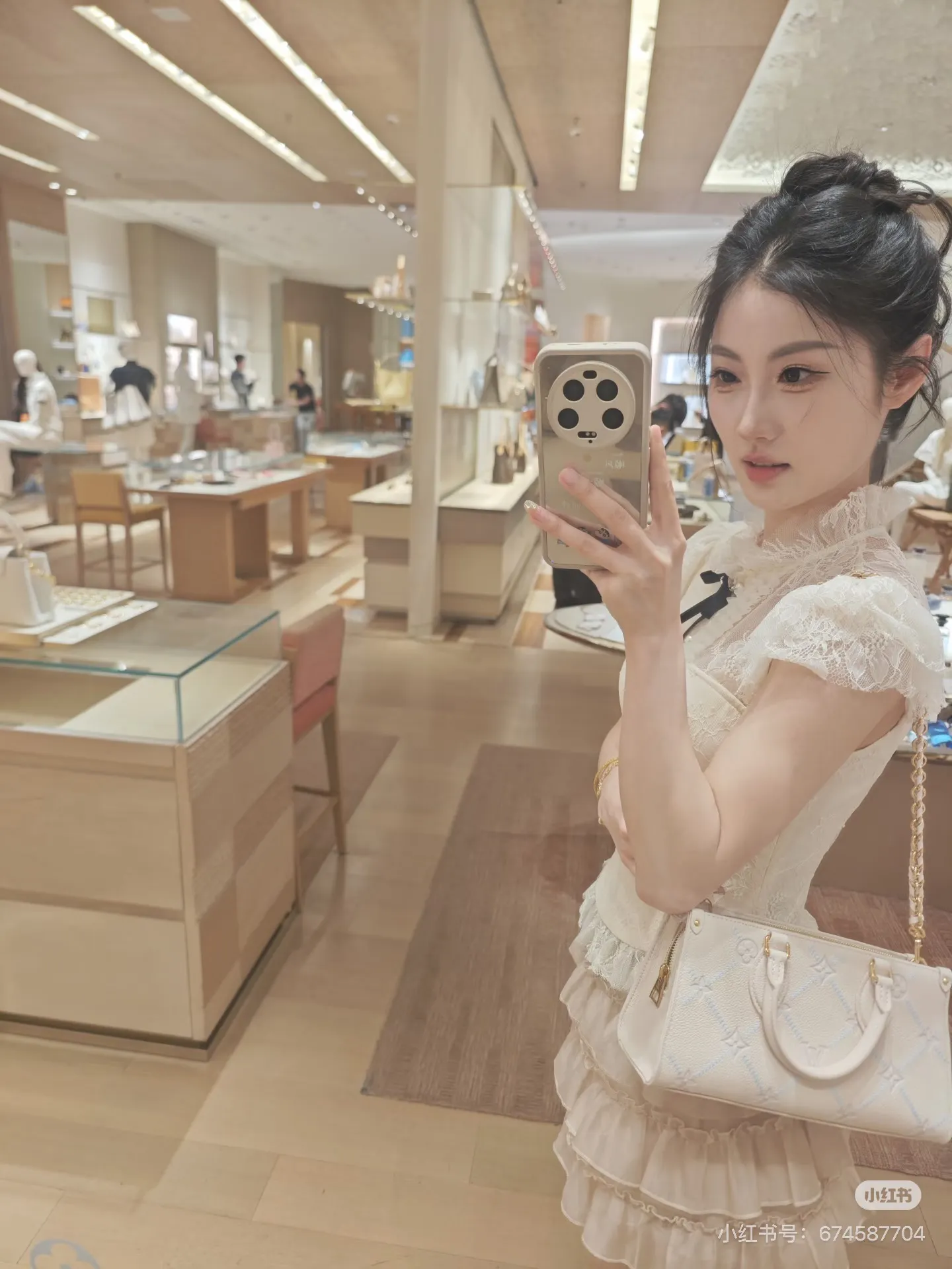 Monogram Embossed Top-Handle Tote Bag D32018247 — view 2
