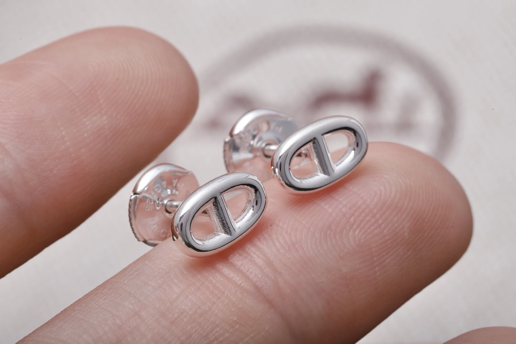 Reponse Stud Earrings D14018424 — view 5