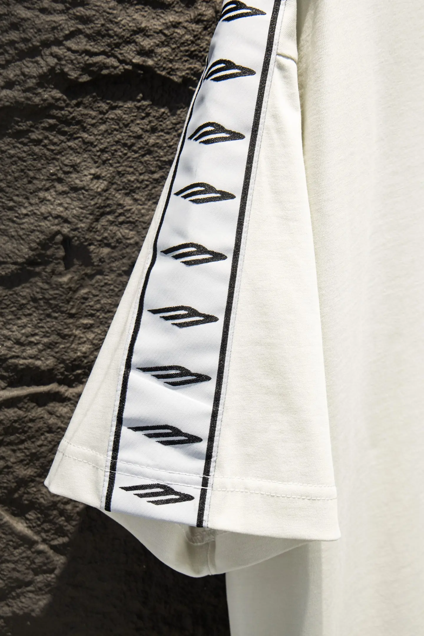 Oversized Logo-Tape Cotton T-Shirt D10524257 — view 5