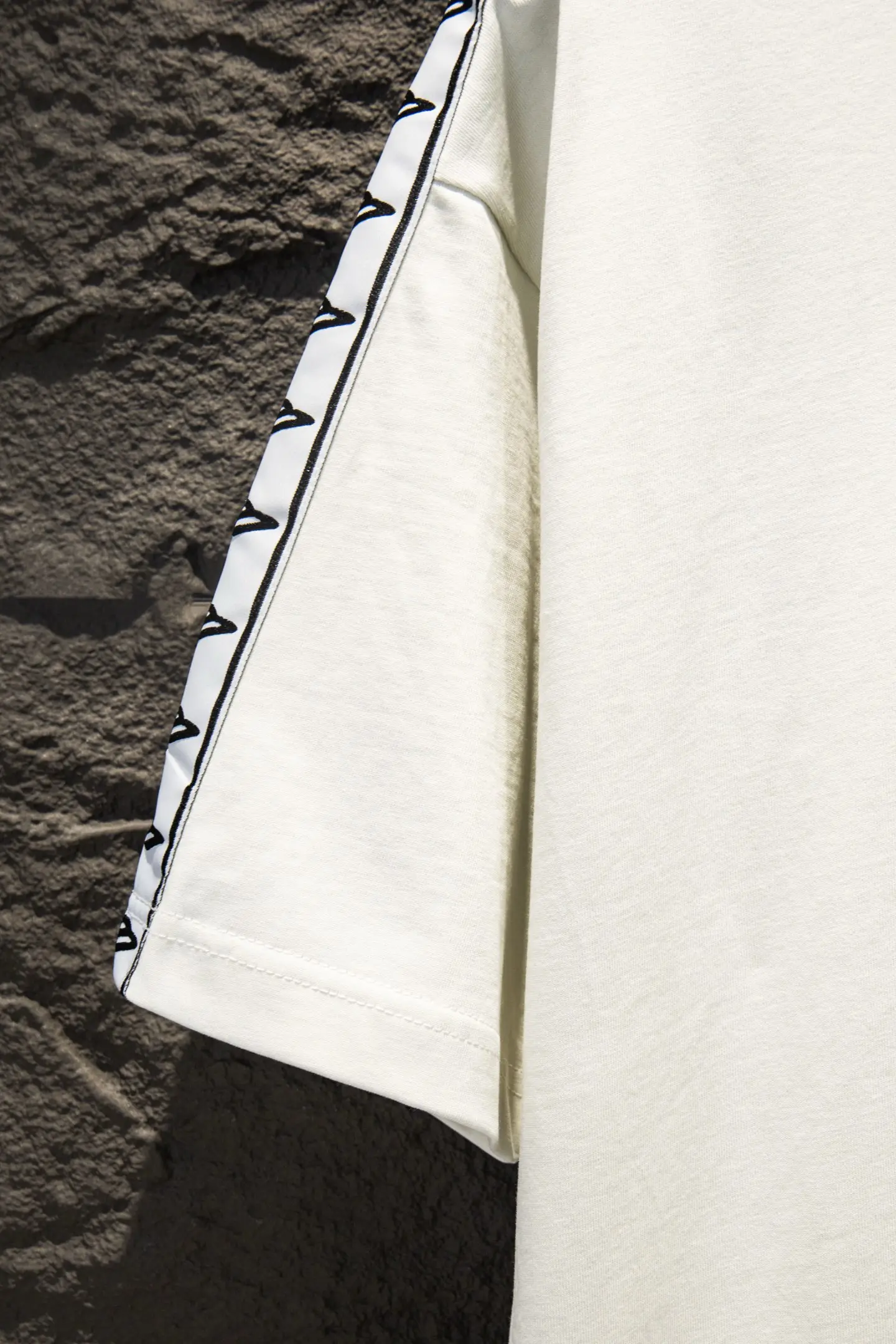 Oversized Logo-Tape Cotton T-Shirt D10524257 — view 6