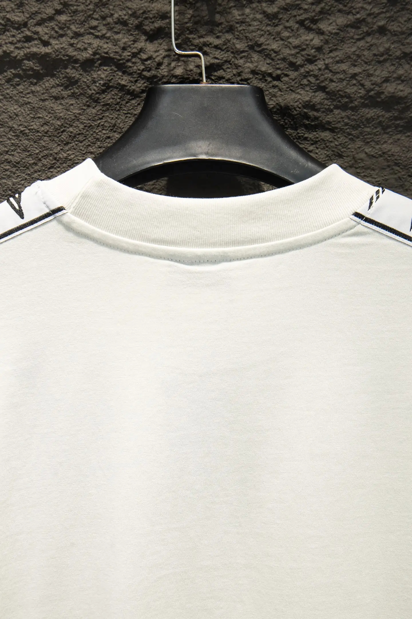 Oversized Logo-Tape Cotton T-Shirt D10524257 — view 7