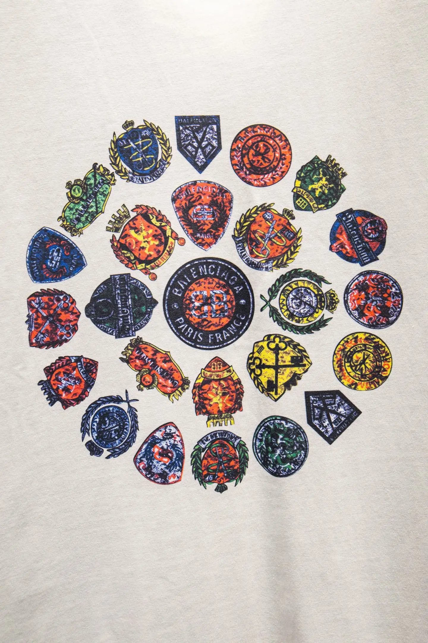 Crest Logo Oversized Cotton T-Shirt D10524226 — view 4
