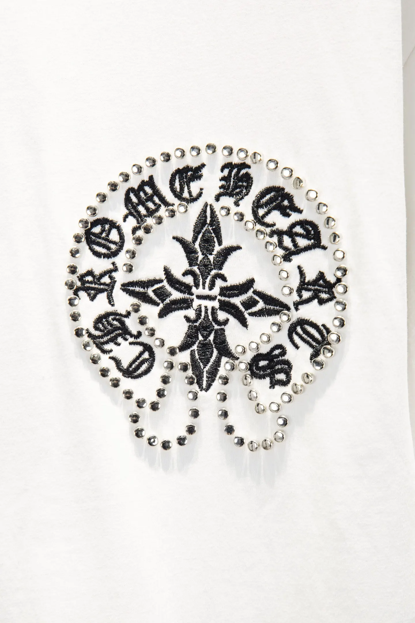Embroidered Oversized Cotton T-Shirt D12924220 — view 4