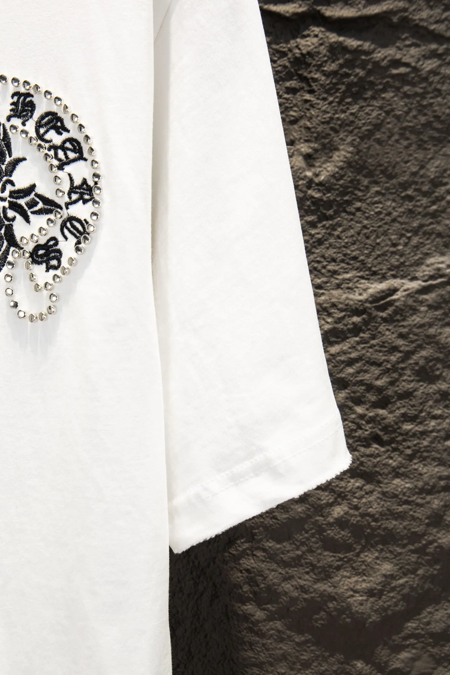 Embroidered Oversized Cotton T-Shirt D12924220 — view 7