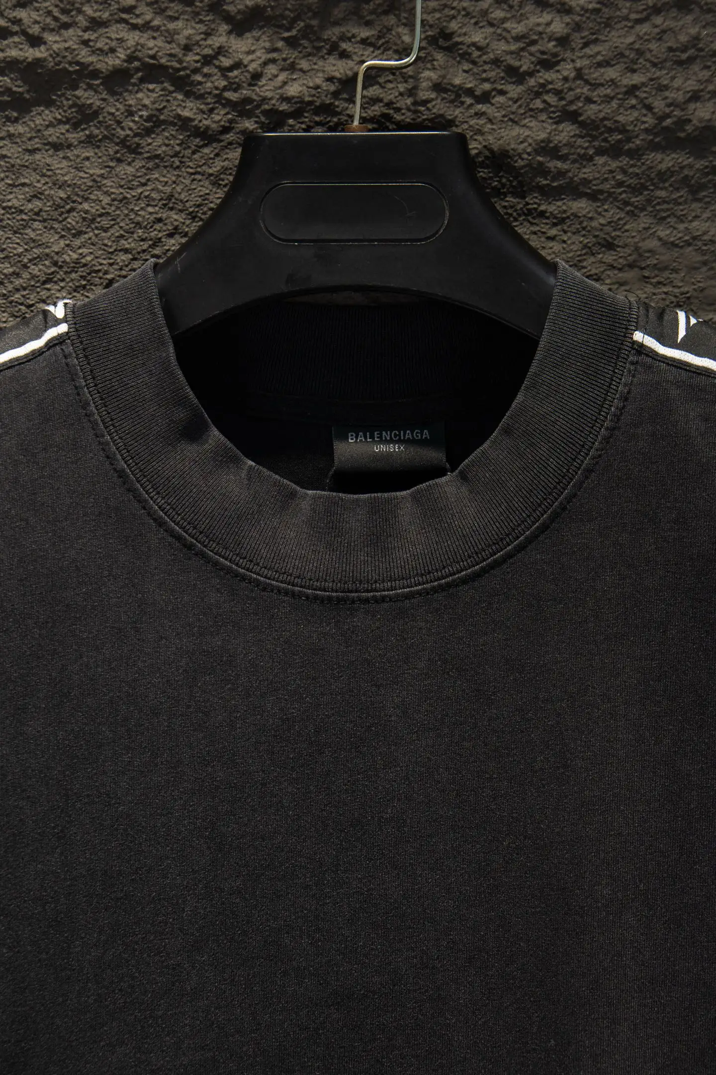 Oversized Washed Cotton T-Shirt with Logo Tape D9924256 — view 3