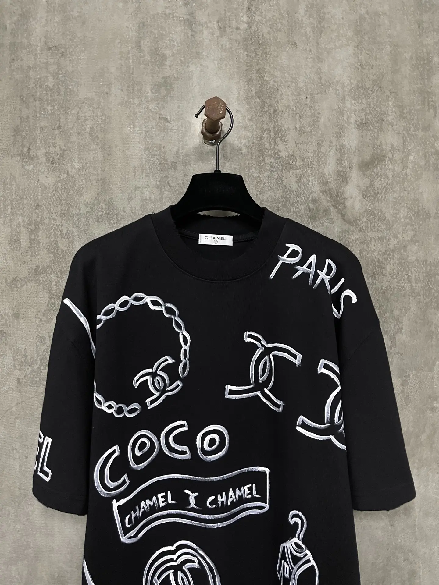 Hand-Painted Graffiti Heavyweight Cotton T-Shirt D17012346 — view 3