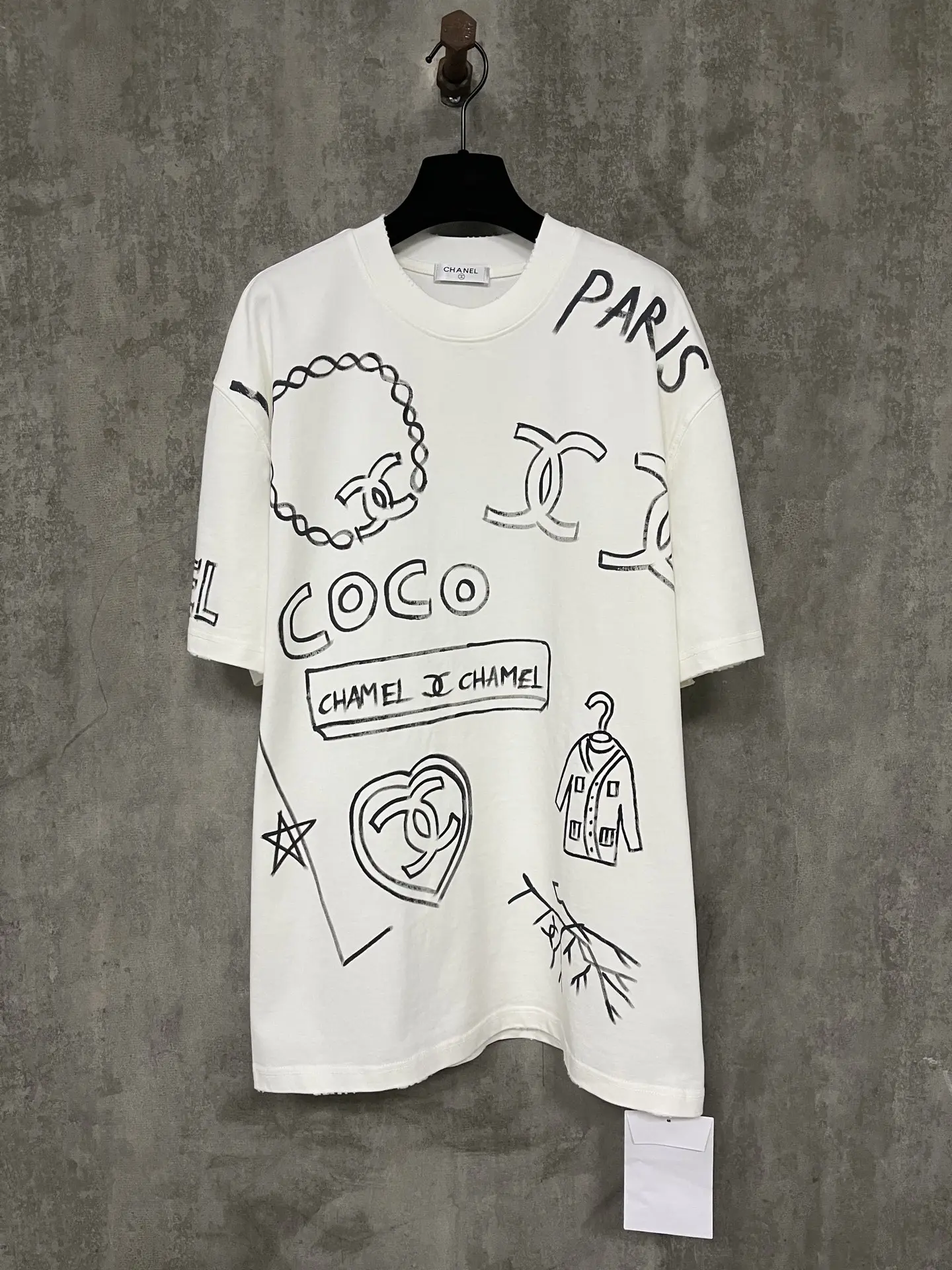Hand-Painted Graffiti Heavyweight Cotton T-Shirt D17012347