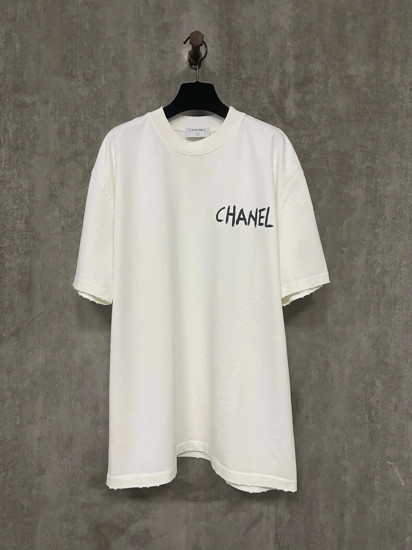 Hand-Painted Logo Heavyweight Cotton T-Shirt D17012348
