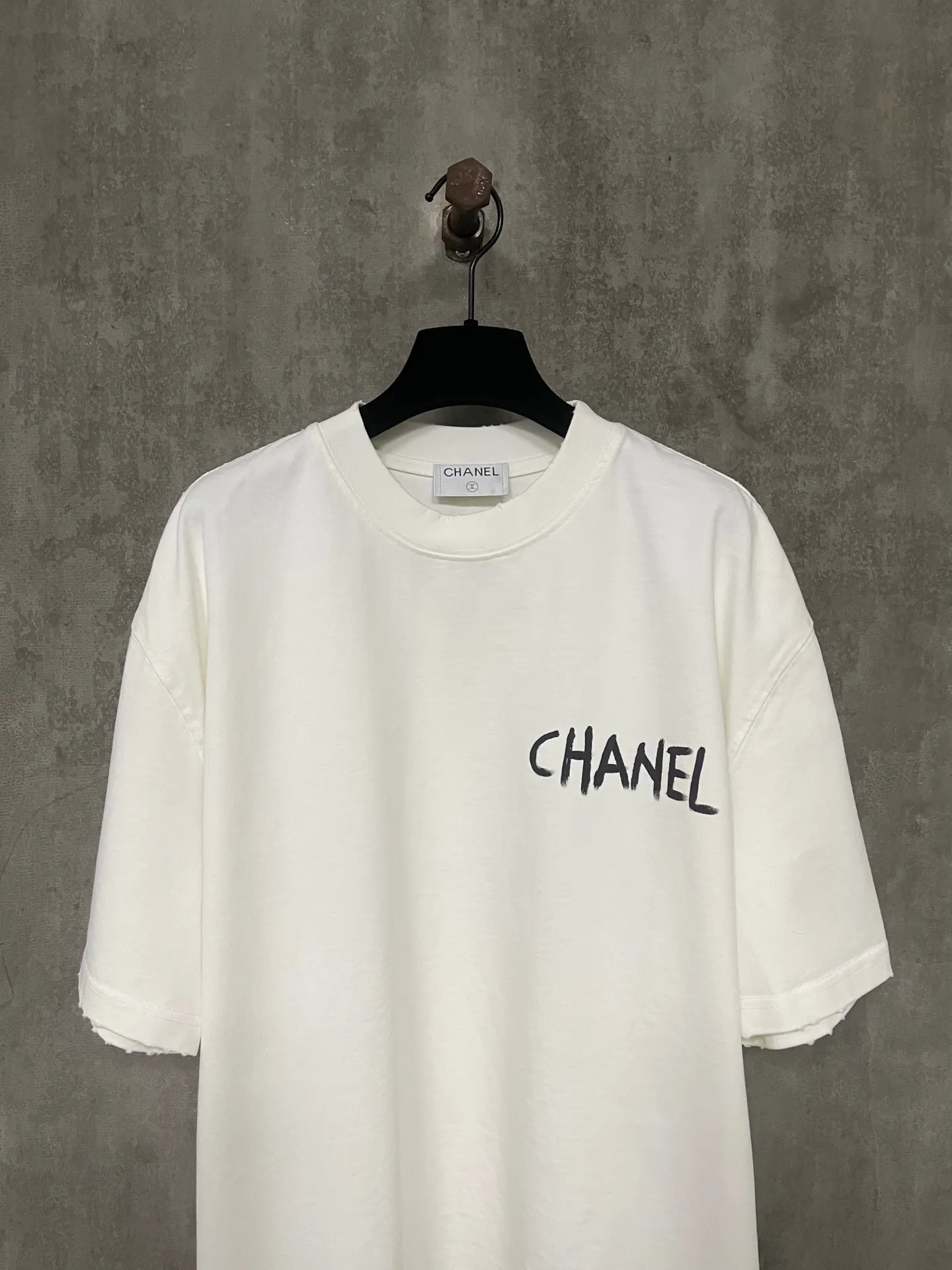 Hand-Painted Logo Heavyweight Cotton T-Shirt D17012348 — view 3