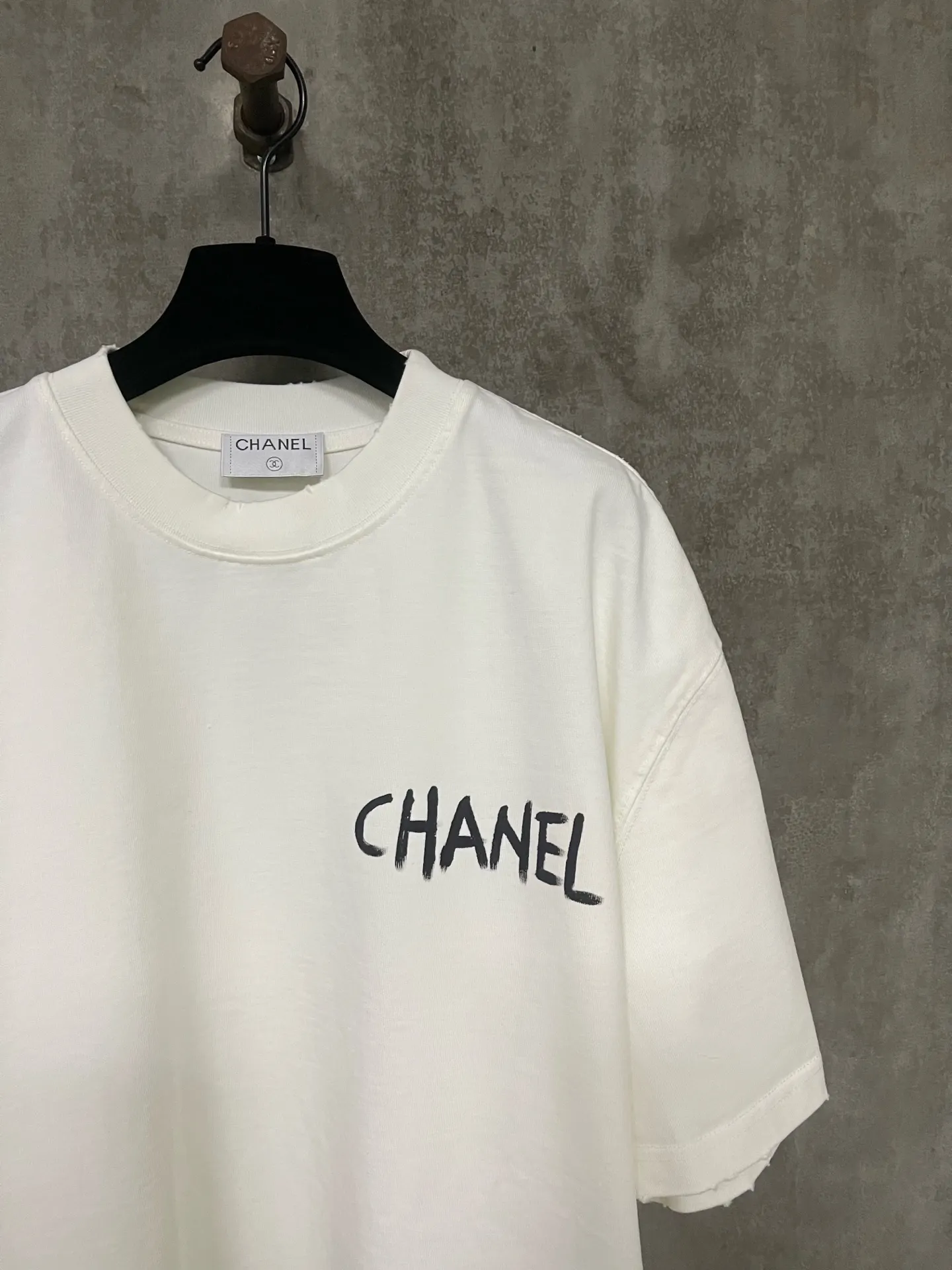 Hand-Painted Logo Heavyweight Cotton T-Shirt D17012348 — view 6