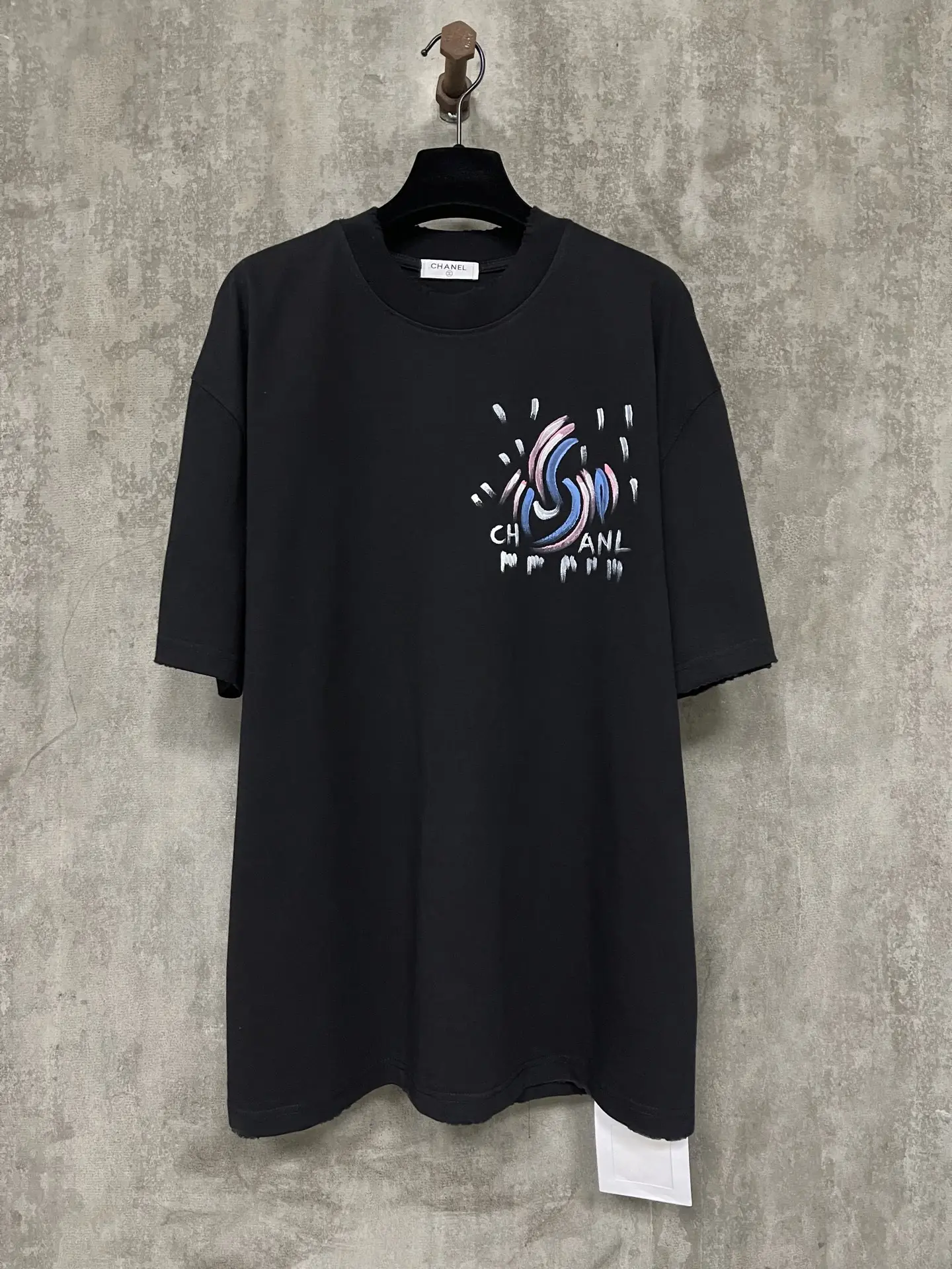 Hand-Painted Graffiti Logo Cotton T-Shirt D17012345