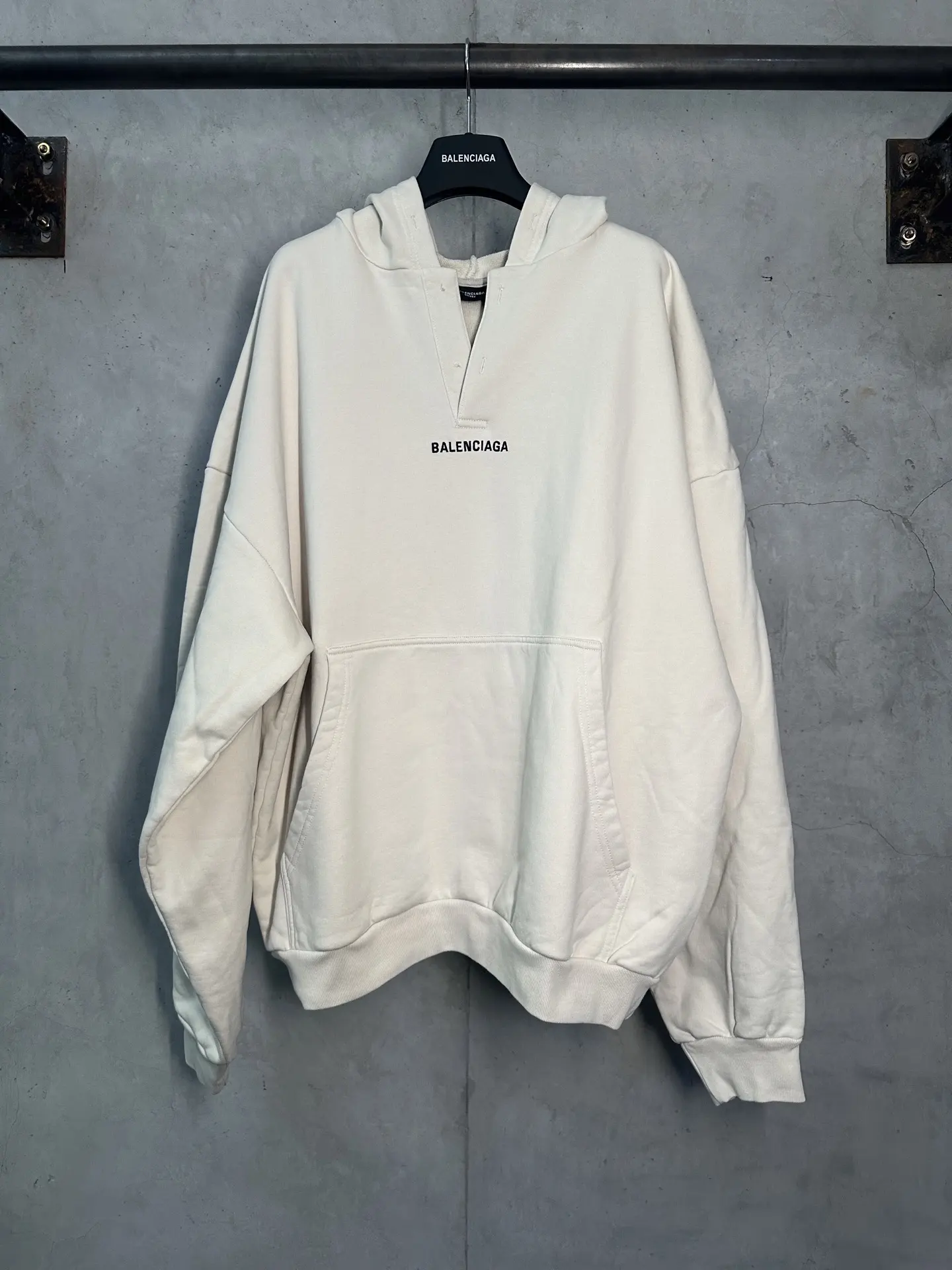 Logo Embroidered Oversized Hoodie D22012341