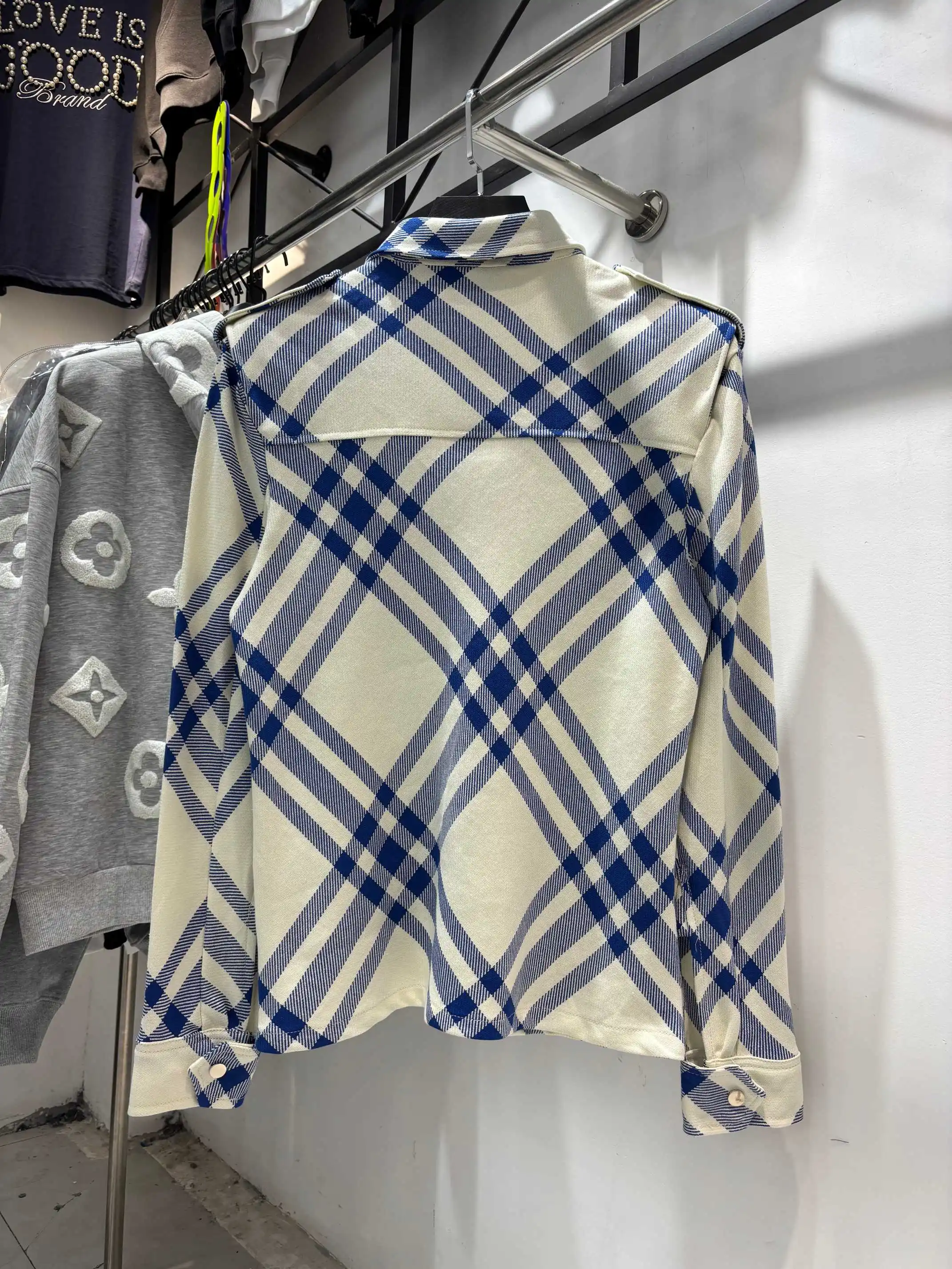 Check Wool-Blend Zip-Detail Jacket D18013850 — view 2