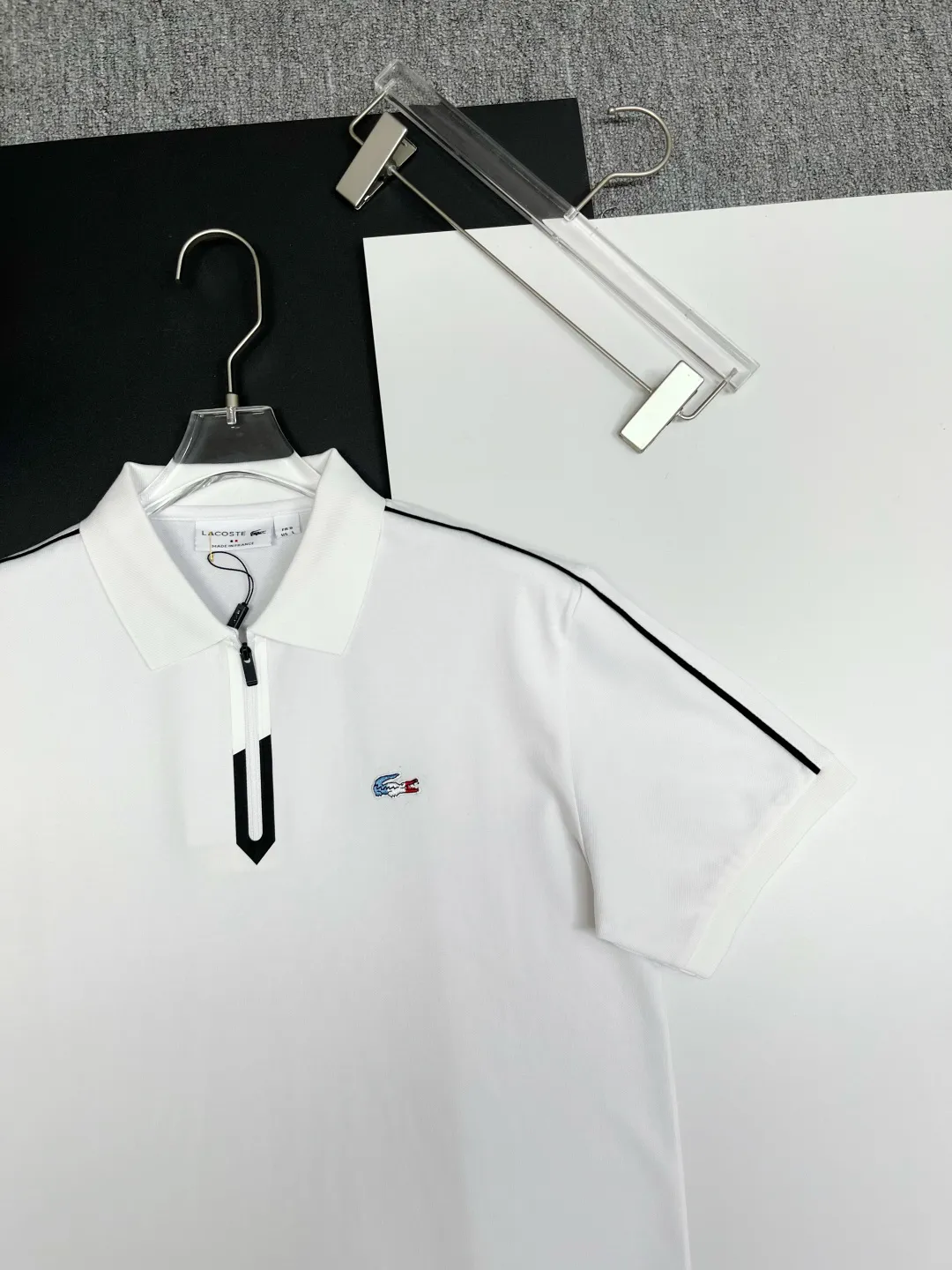 Zip-Neck Piqué Polo Shirt D11018946 — view 3