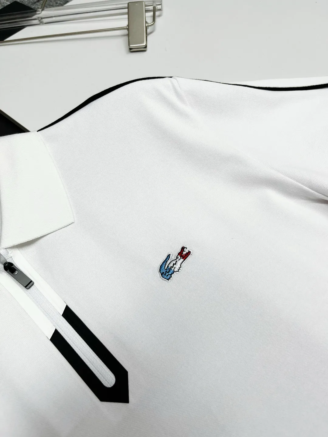 Zip-Neck Piqué Polo Shirt D11018946 — view 5