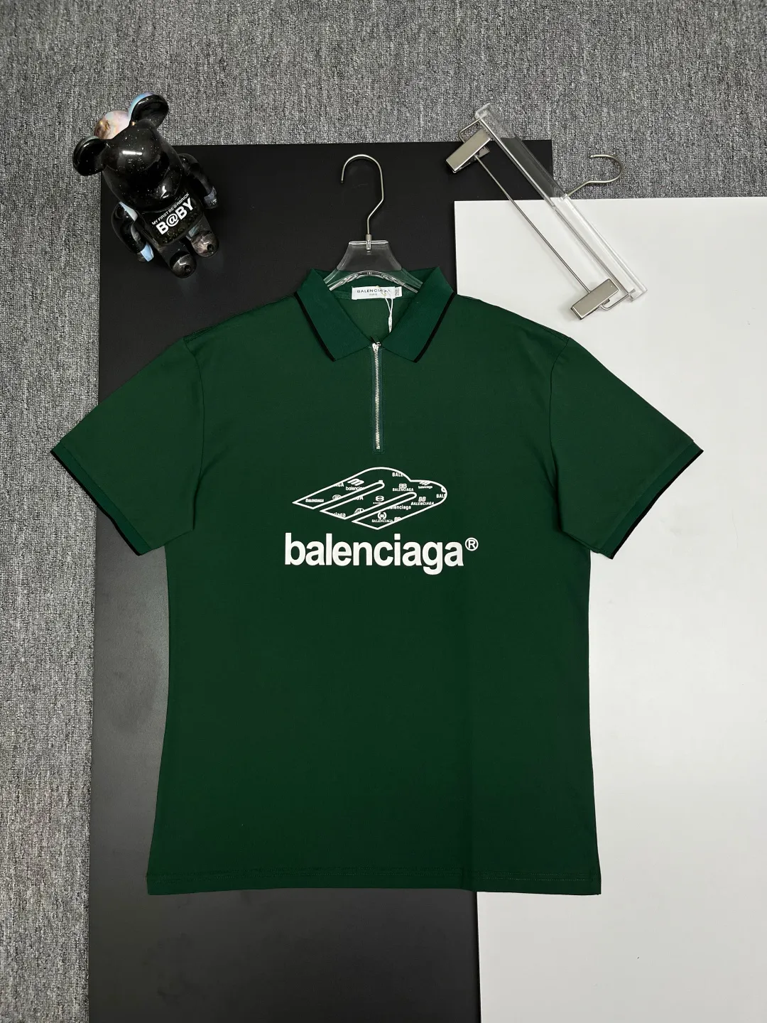 Logo Graphic Quarter-Zip Polo Shirt D11018836