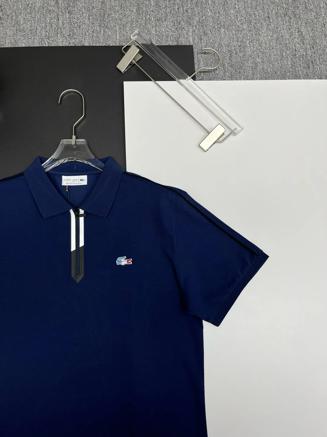 Zip-Neck Piqué Polo Shirt D11018945 — view 3