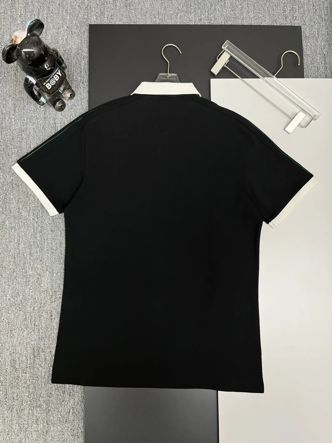 Contrast Collar Logo Patch Polo Shirt D11018882 — view 7