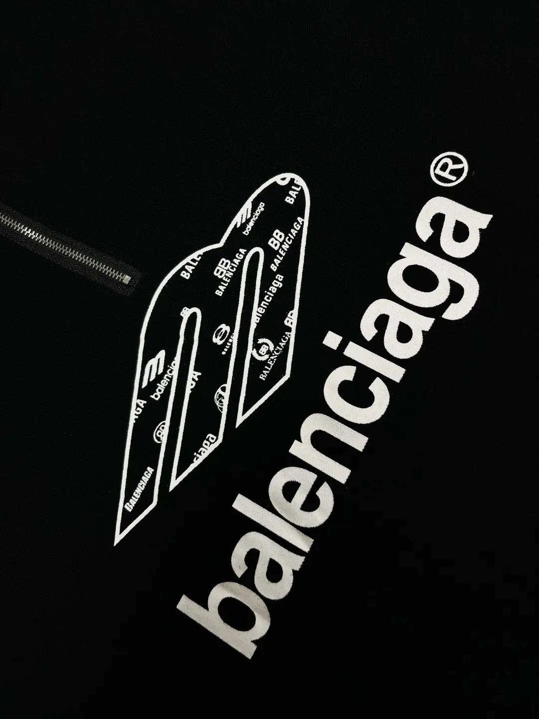 Logo Print Quarter-Zip Polo Shirt D11018835 — view 5