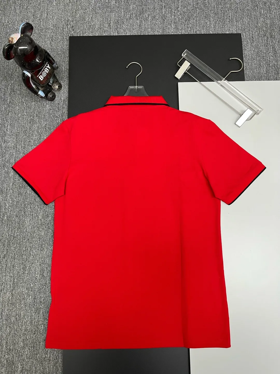 Contrast-Trim V-Neck Polo Shirt D11018930 — view 7