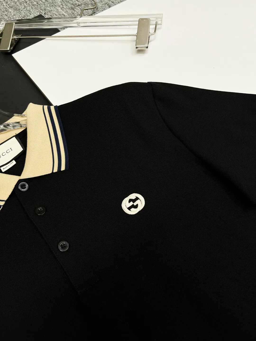 Interlocking G Contrast-Collar Polo Shirt D11018954 — view 5