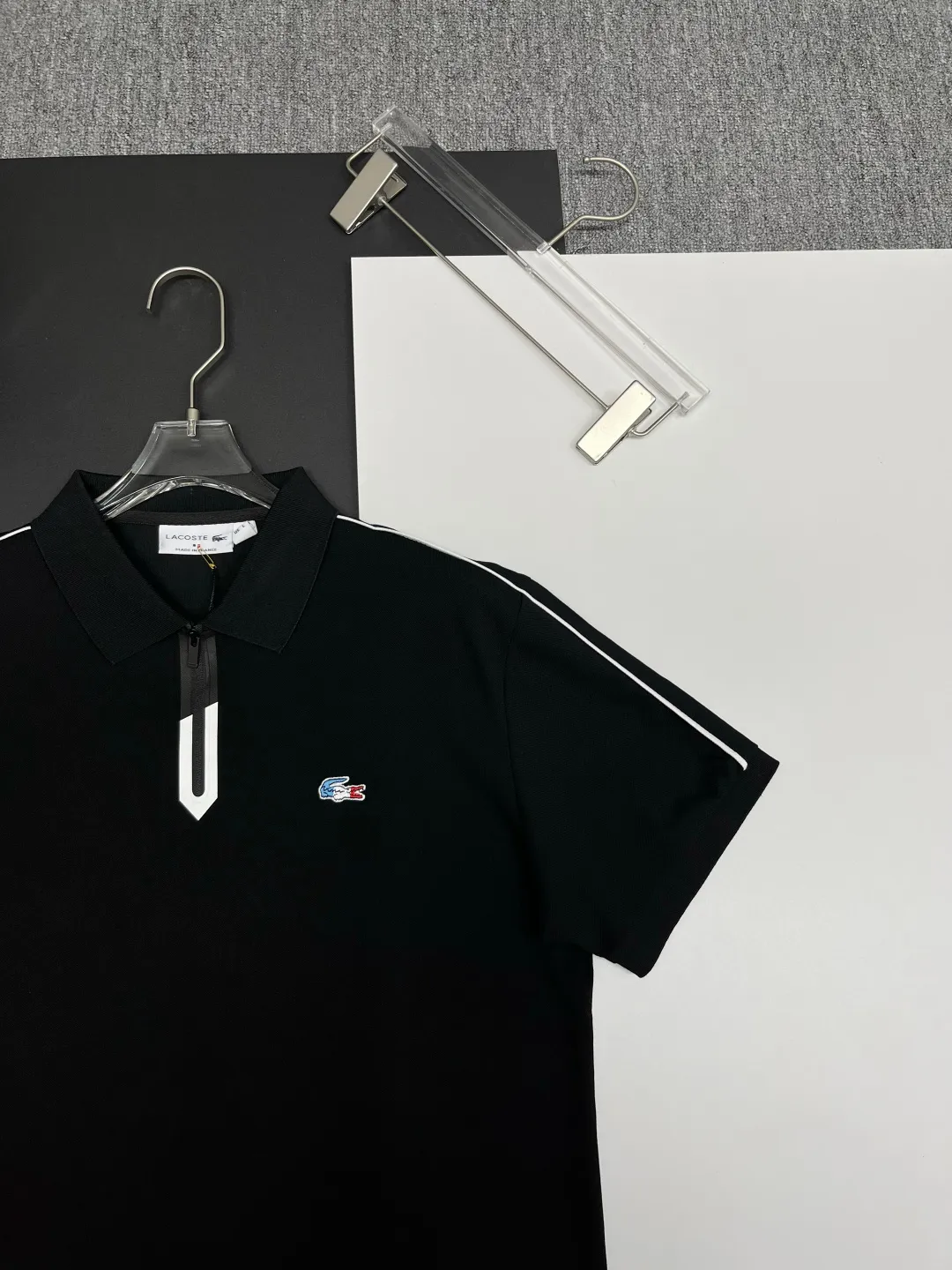 Zip-Neck Piqué Polo Shirt D11018947 — view 3