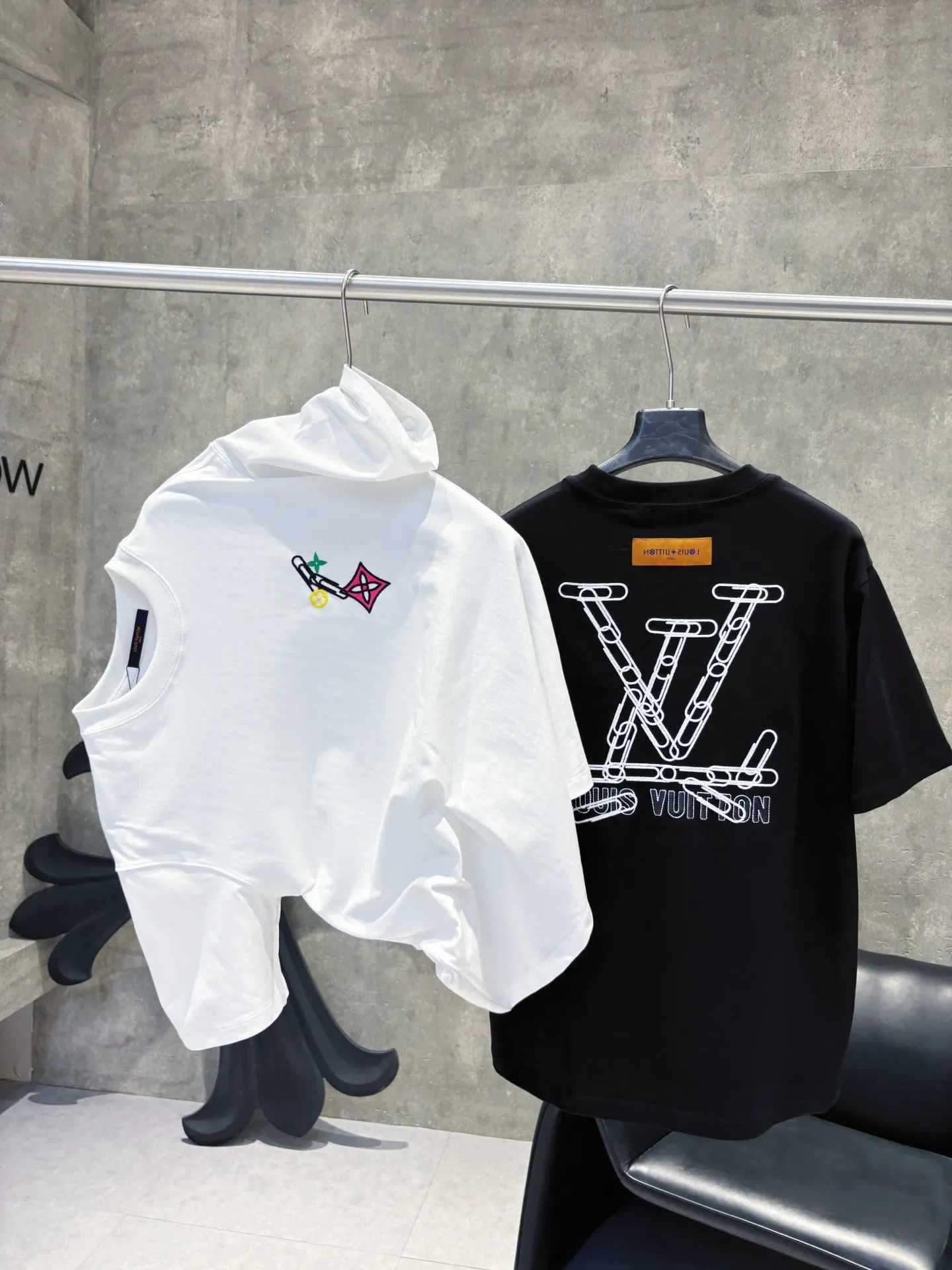 Embroidered Graphic Cotton T-Shirt D9511630 — view 8