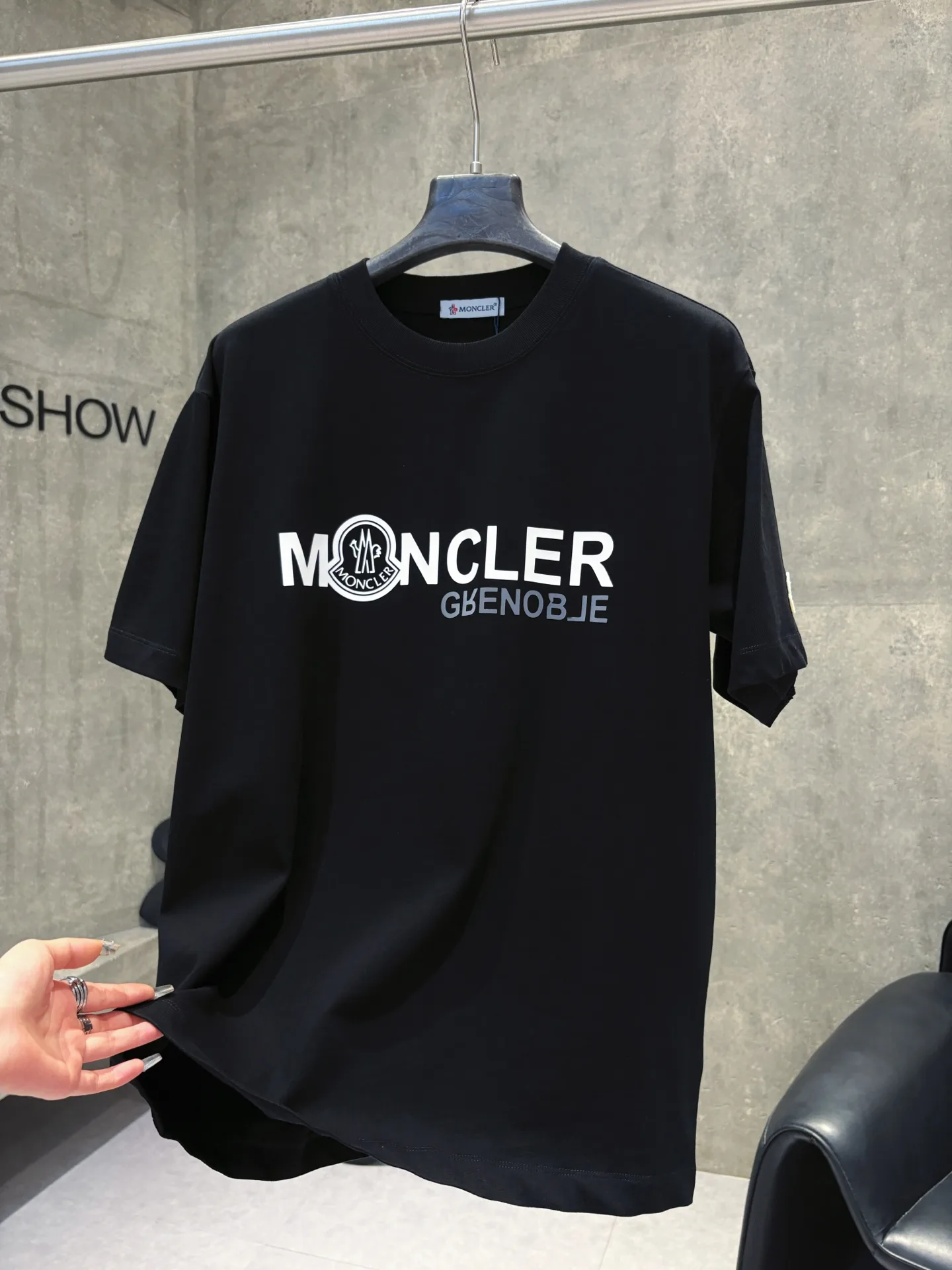 Grenoble Logo-Print Cotton T-Shirt D9511629 — view 2