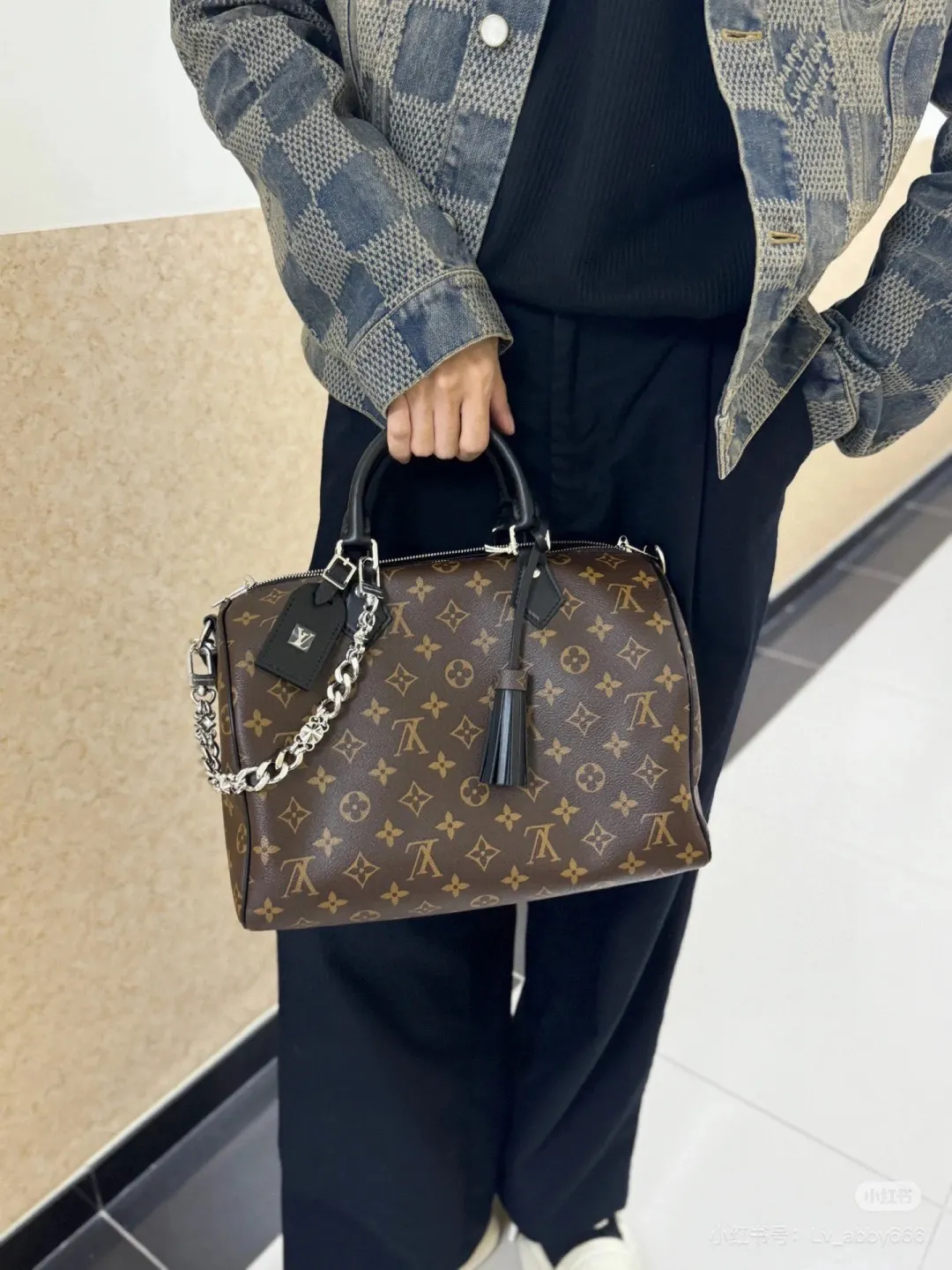 Speedy 30 Monogram Canvas Handbag D37018274 — view 2