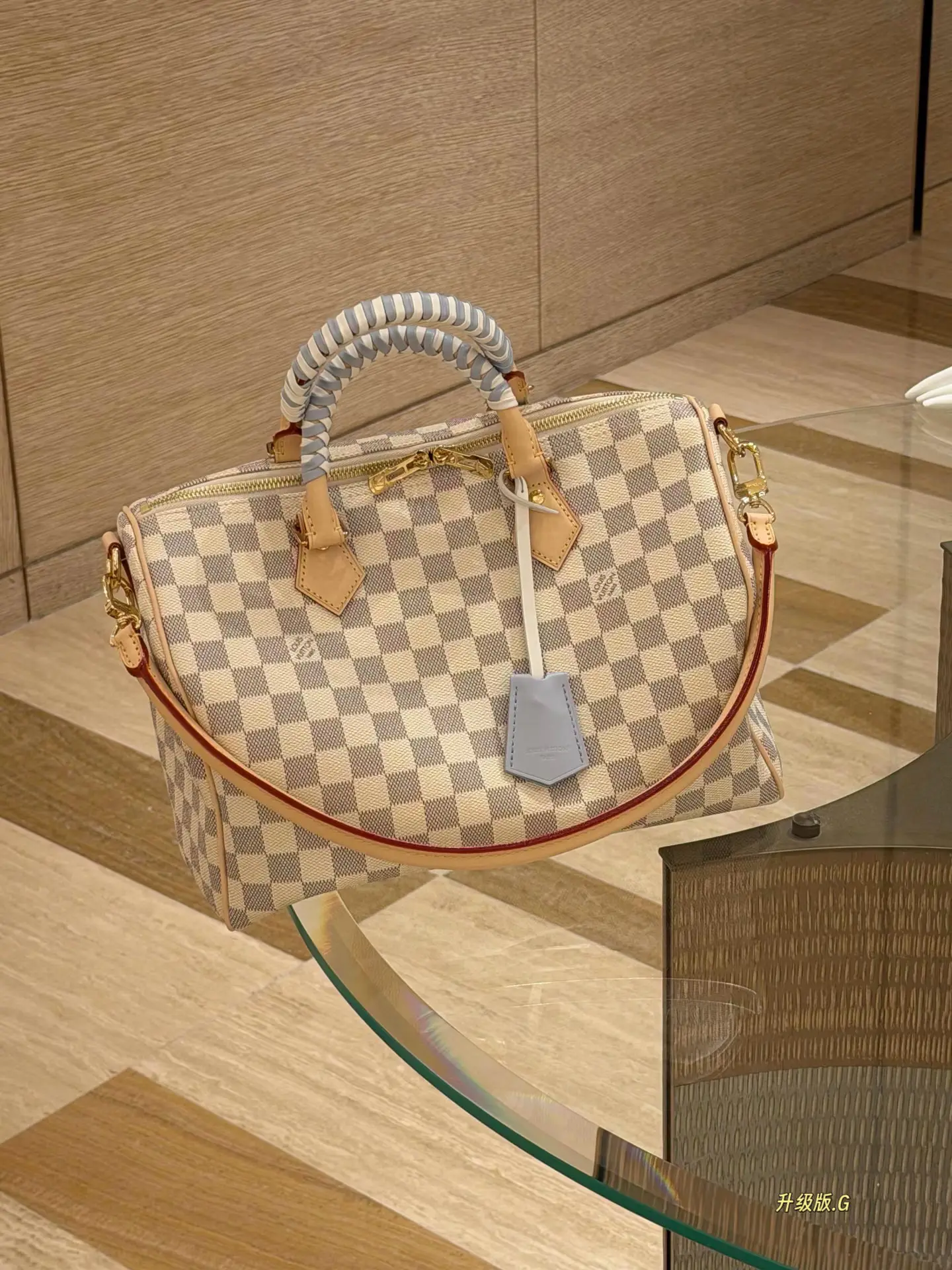 Speedy 30 Damier Azur Top-Handle Bag D39018008 — view 4