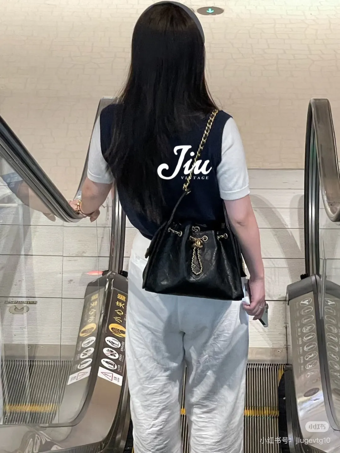 Chanel Caviar Leather Drawstring Bucket Bag D38018286