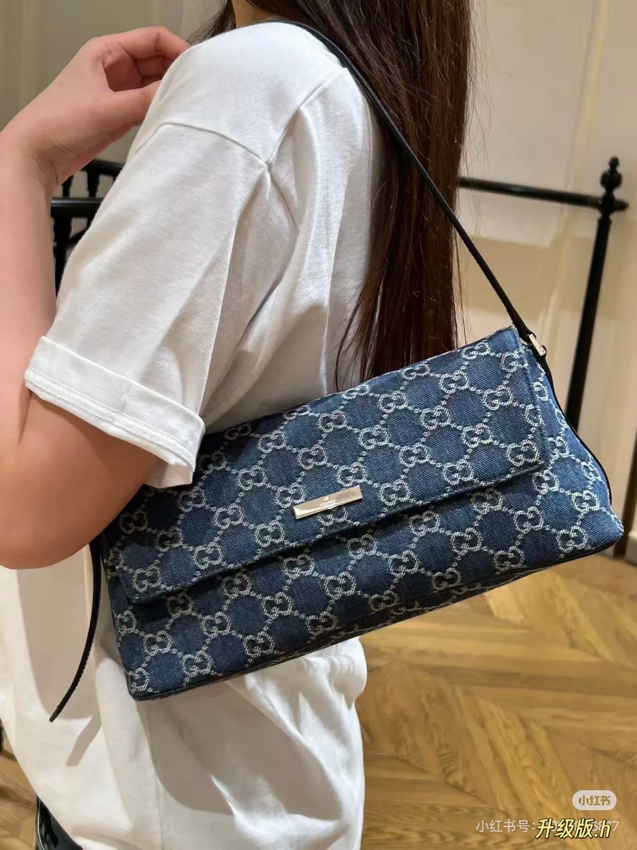 Gucci Monogram Denim Shoulder Bag D28017840 — view 2
