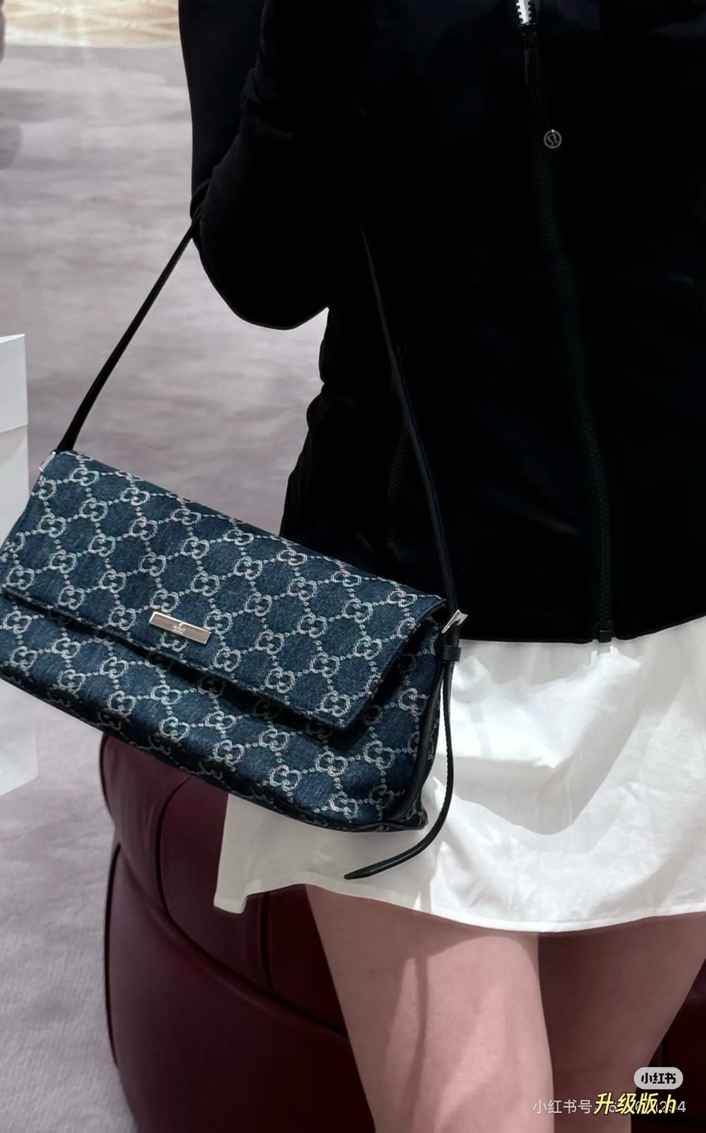 Gucci Monogram Denim Shoulder Bag D28017840 — view 6