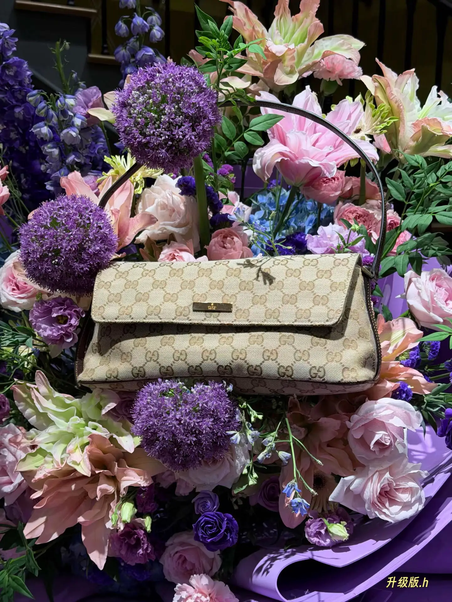 Monogram Canvas Shoulder Bag D28017842 — view 4